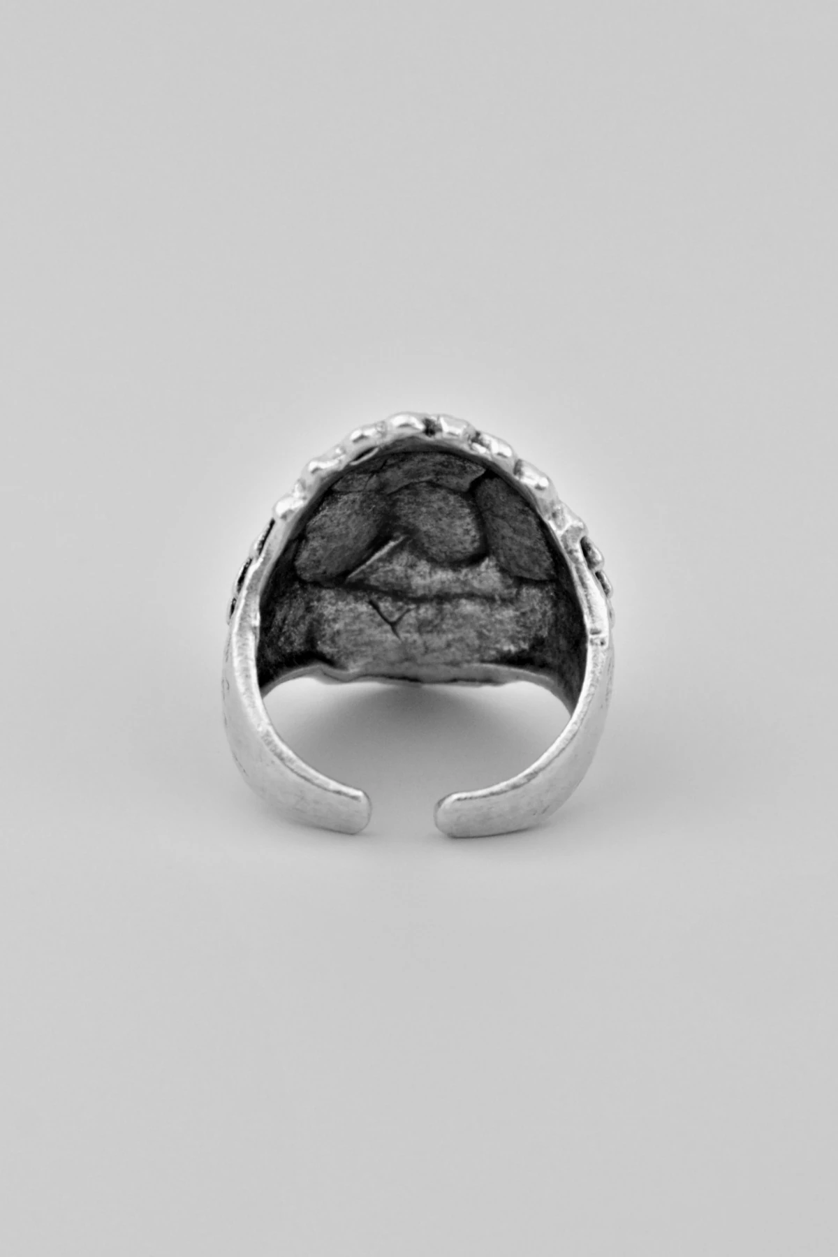 Kızıl Derili Gümüş Kaplama Ayarlamalı Erkek Yüzük