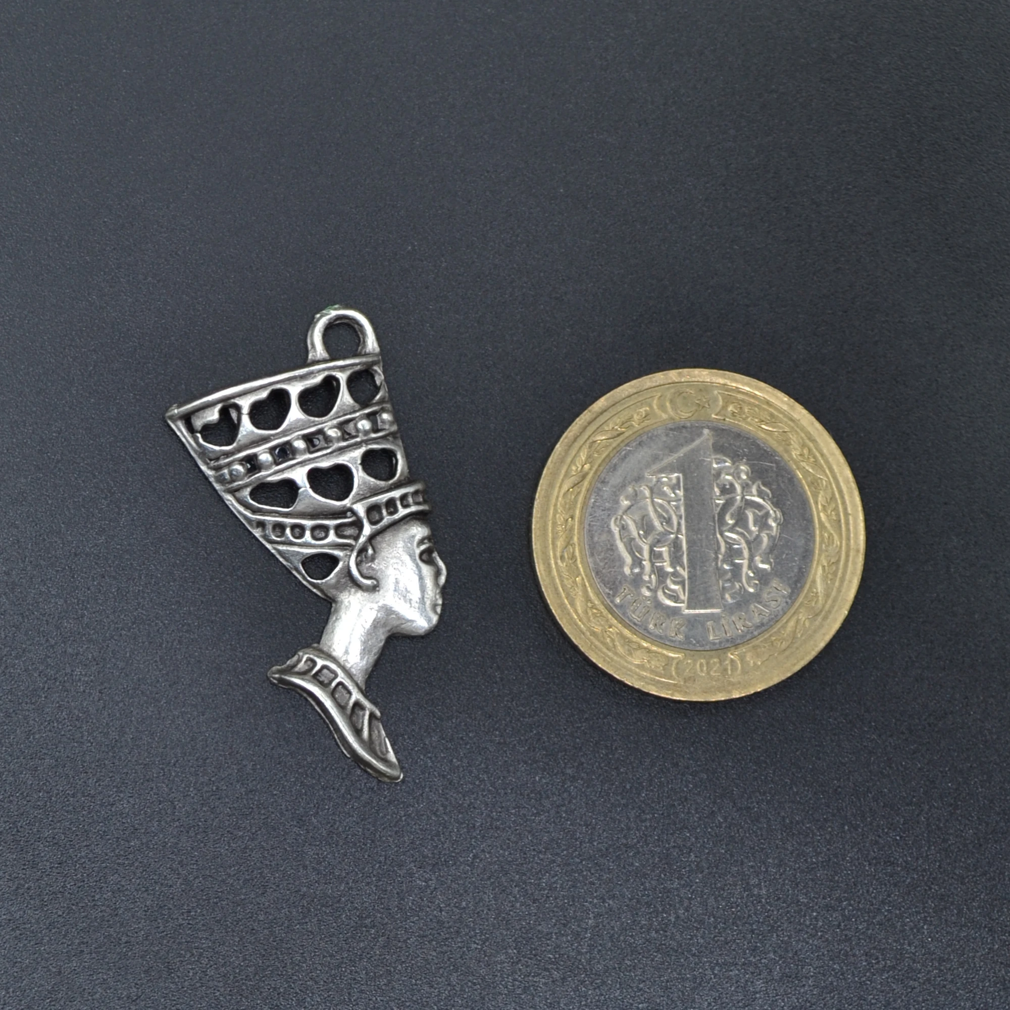 Mısır Kraliçesi Nefertiti Kolye - Gümüş ( Silver ) Renk - 60 cm Düz Ezme Zincir Kolye