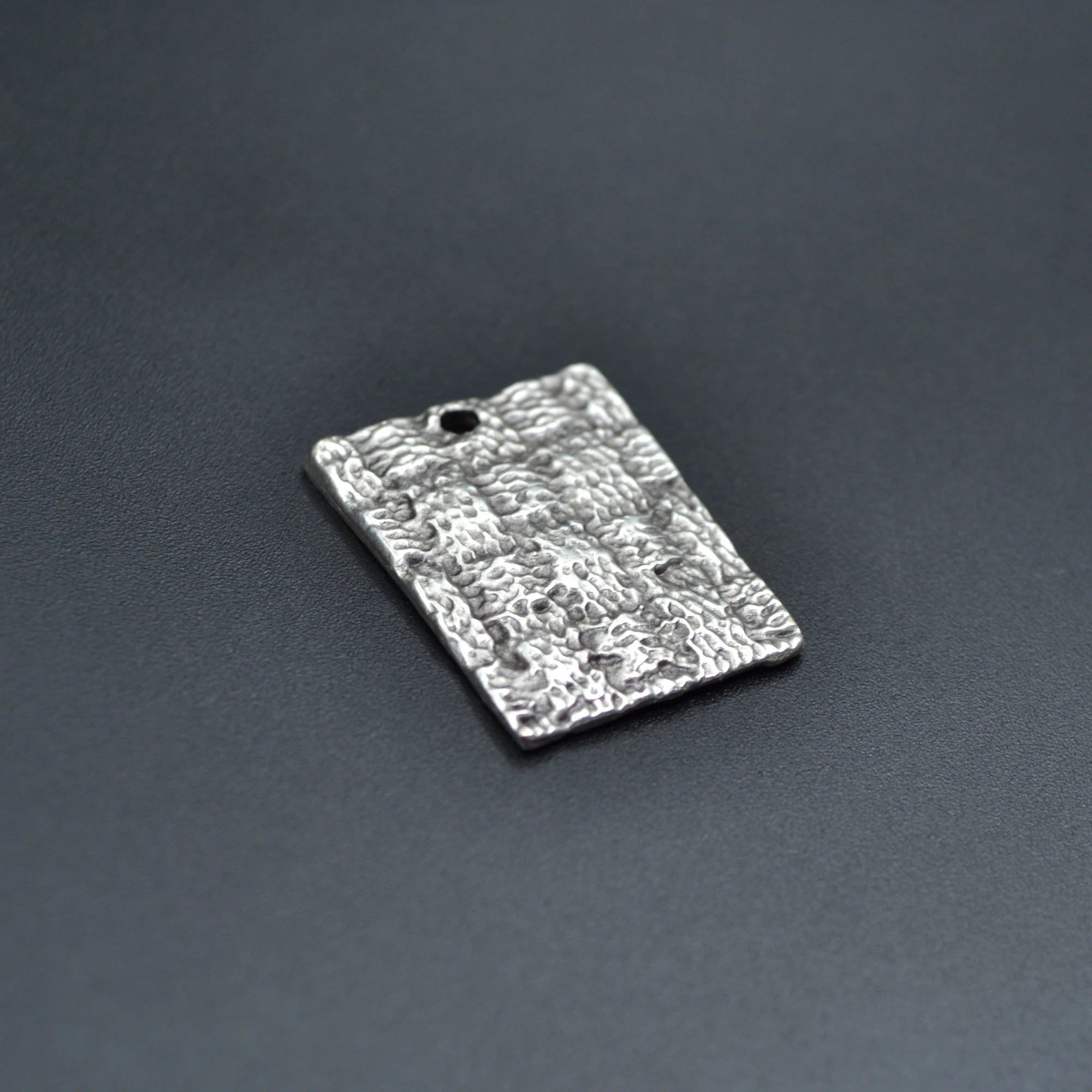 Trend Plaka Kolye - Gümüş ( Silver ) Renk - 60 cm Deri İp Kolye