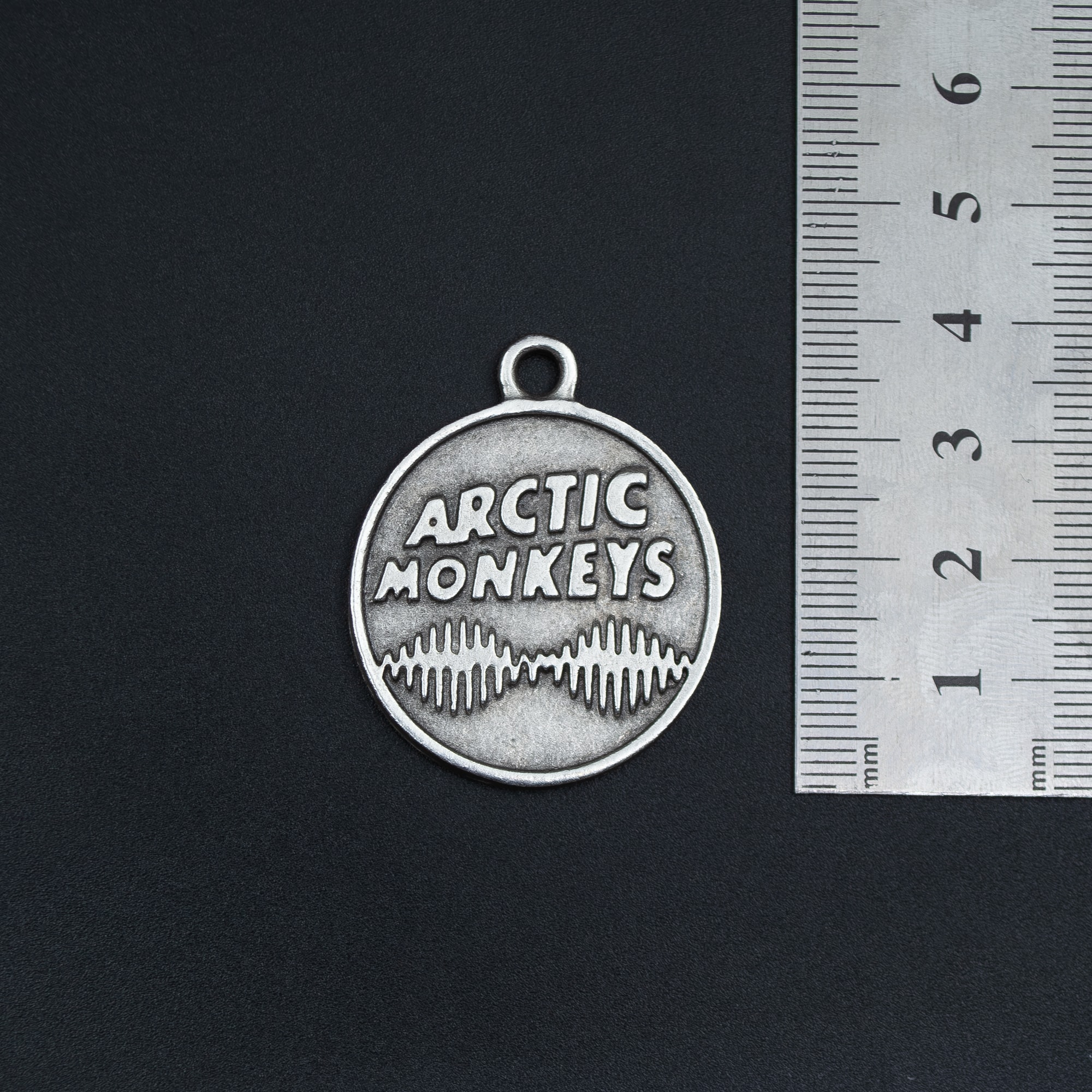 Arctic Monkeys Kolye - Gümüş ( Silver ) Renk - 60 cm Deri İp Kolye