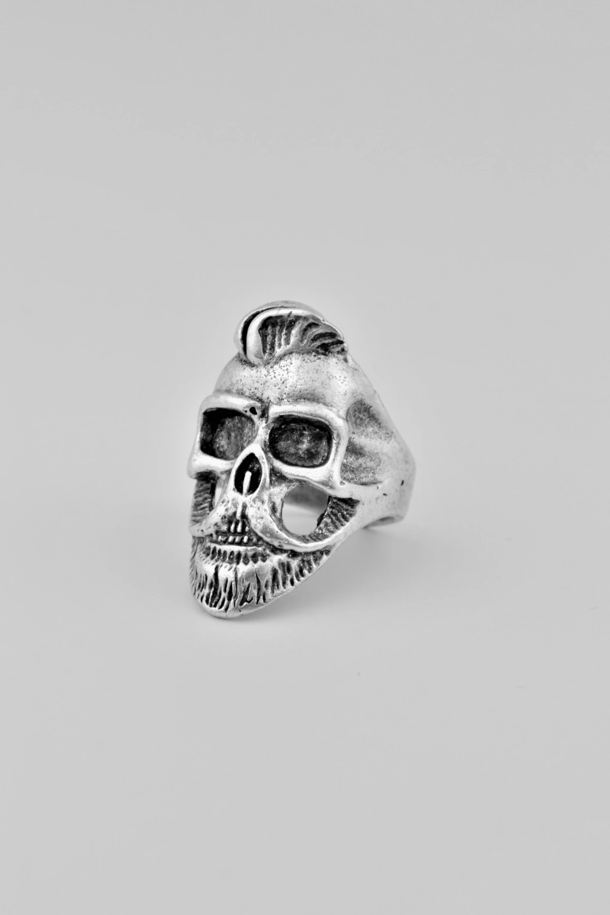 Saçlı Sakallı Kuru Kafa Gümüş Kaplama Ayarlamalı Erkek Yüzük