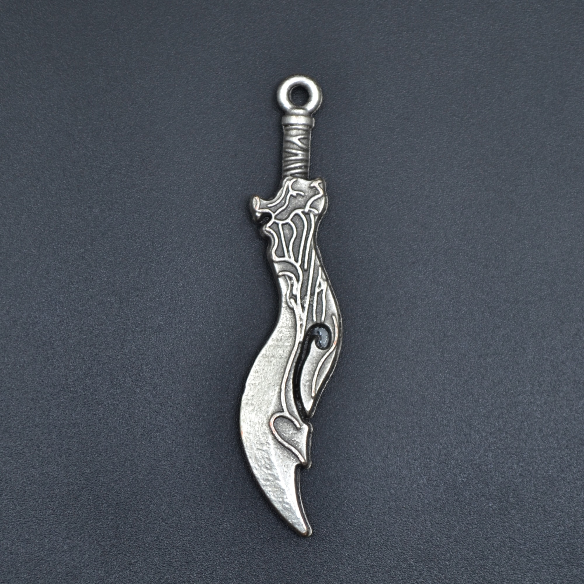 Lol Kılıç Kolye Ucu - Gümüş ( Silver ) Renk