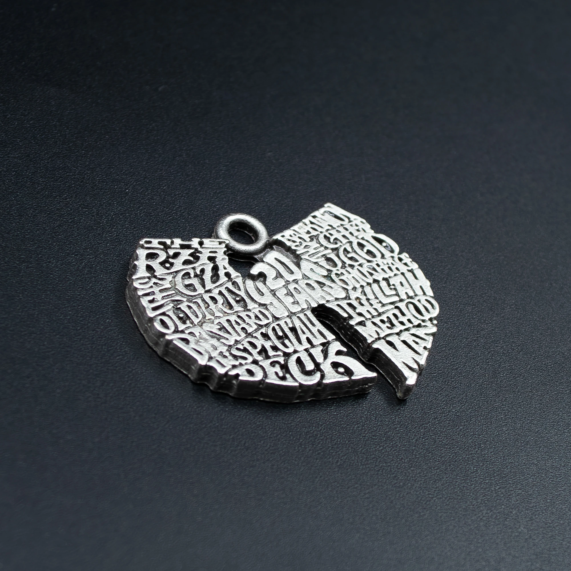 Wu Tang 20 Year Kolye Ucu - Gümüş ( Silver ) Renk