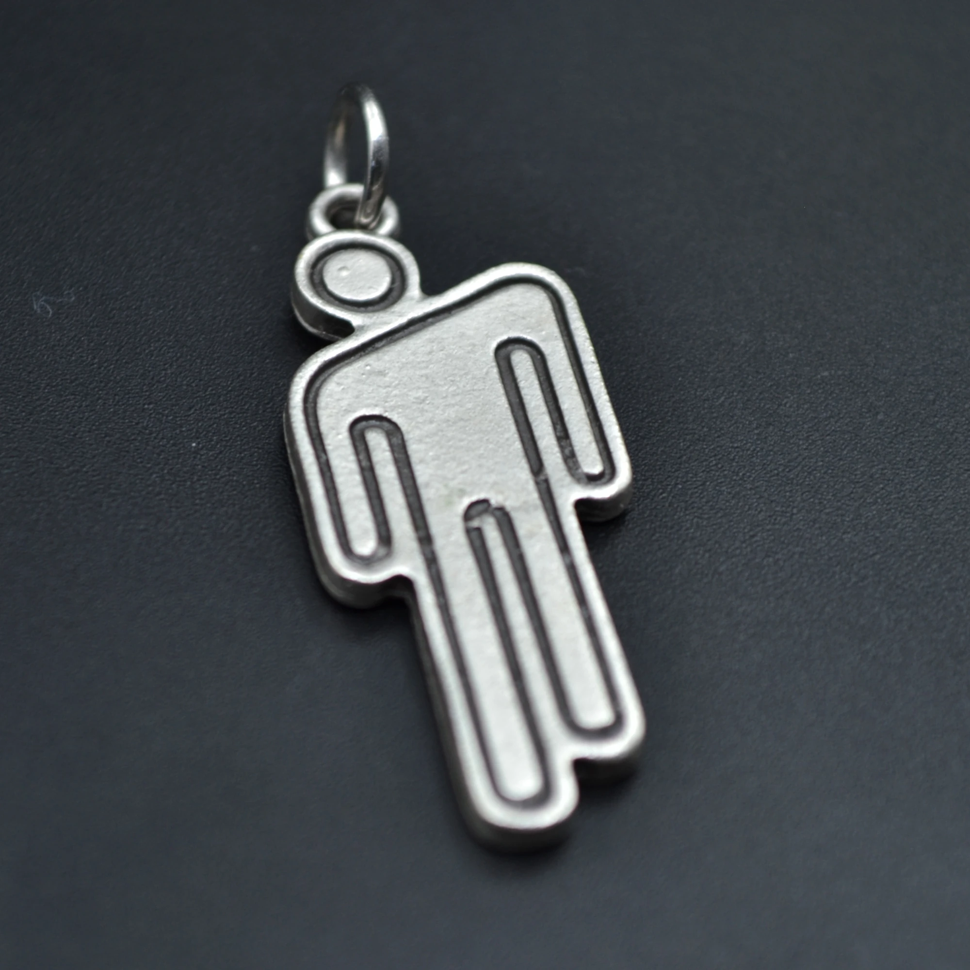 Billie Eilish Kolye - Gümüş ( Silver ) Renk - 60 cm Deri İp Kolye