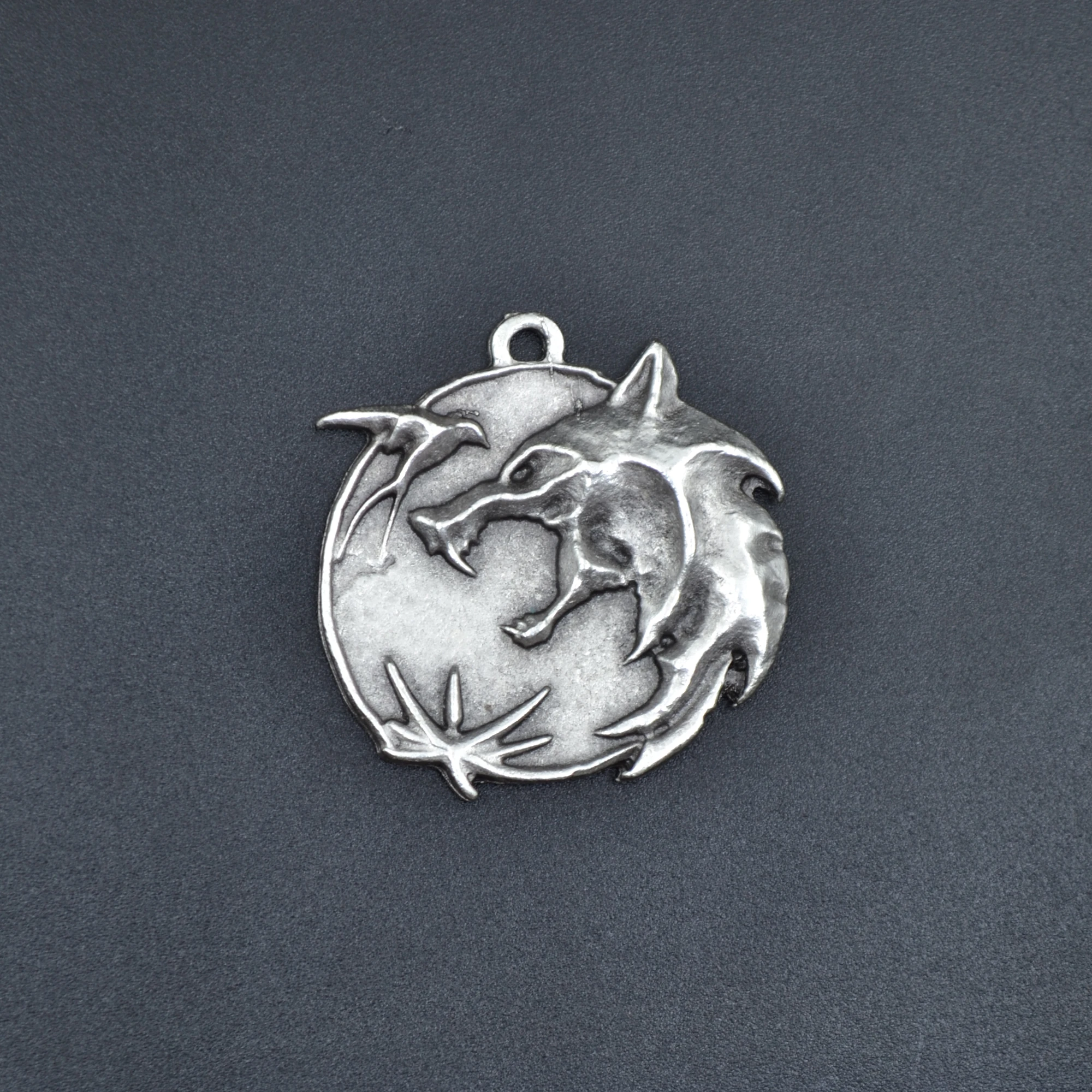 The Witcher 3 Madalyon Kolye - Gümüş ( Silver ) Renk - 60 cm Deri İp Kolye