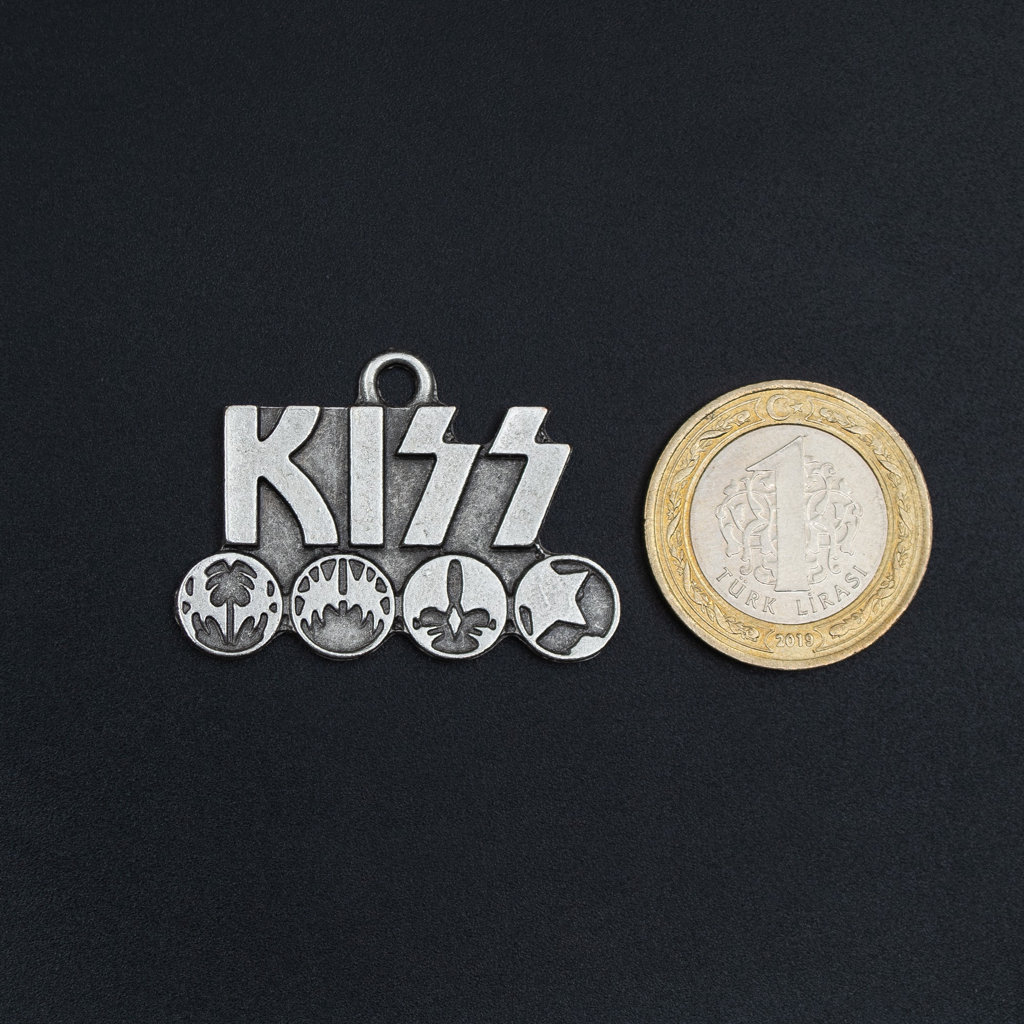 Kiss Kolye Ucu - Gümüş ( Silver ) Renk