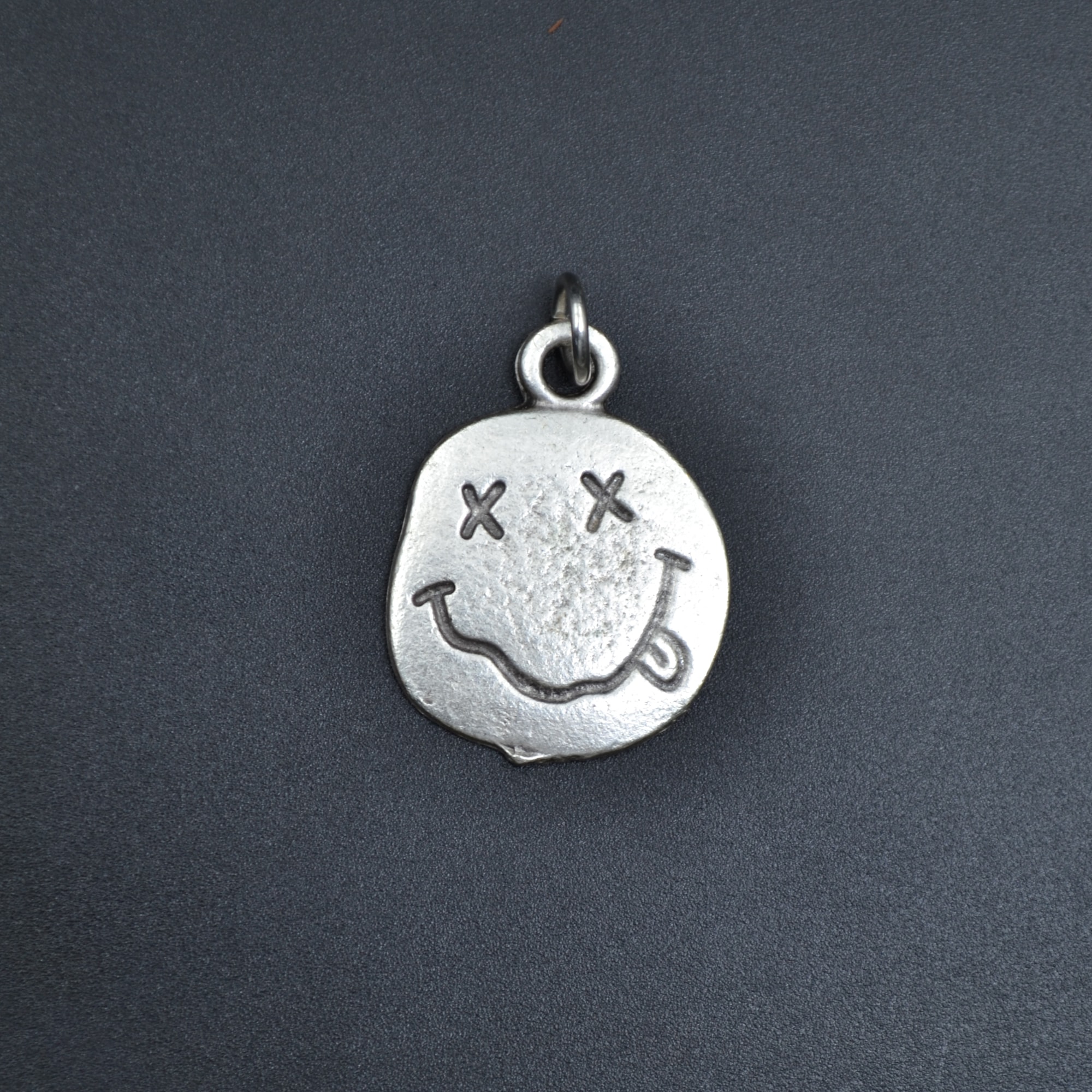 Nirvana - Smile Kolye - Gümüş ( Silver ) Renk - 60 cm Düz Ezme Zincir Kolye