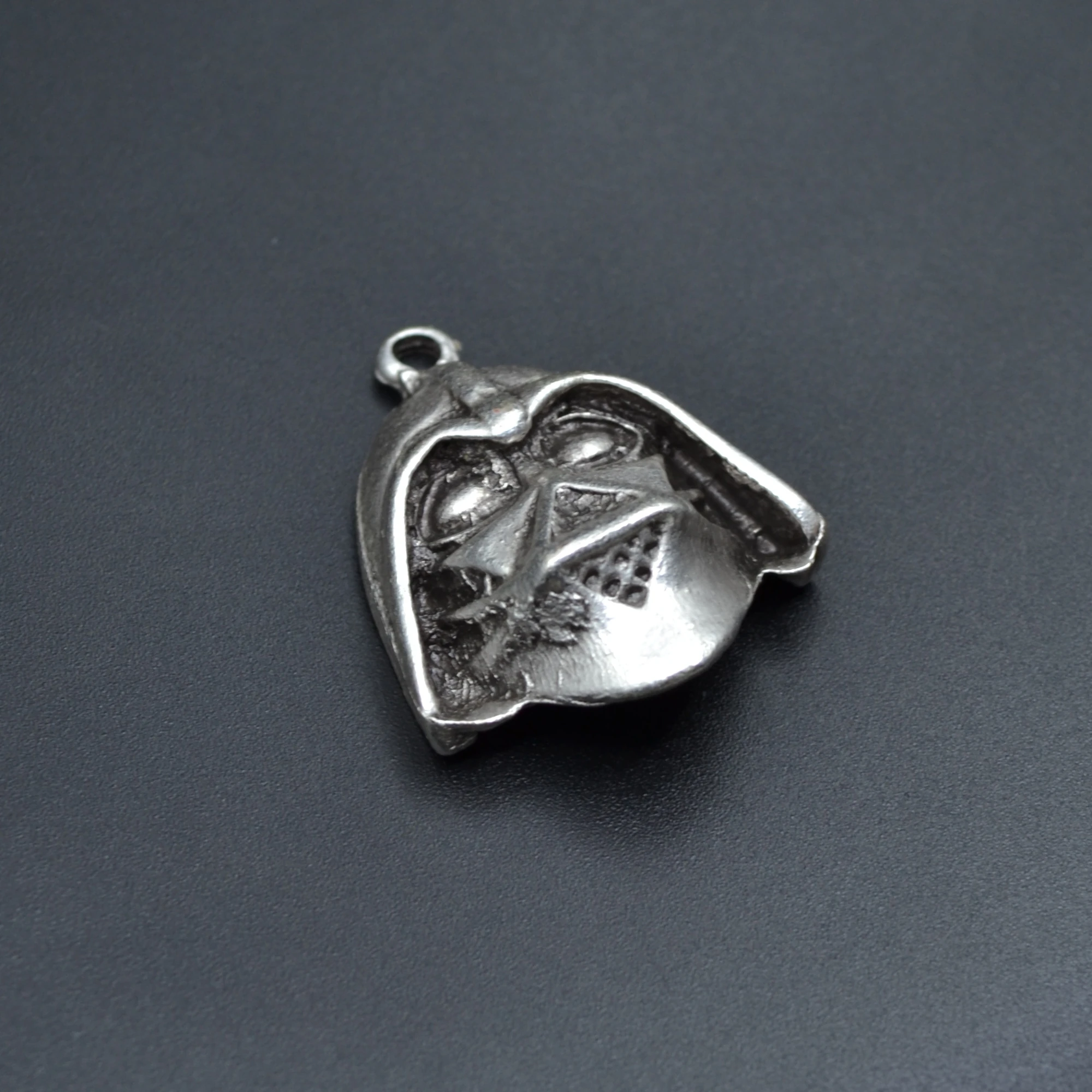 Star Wars - Darth Vader Kolye Ucu - Gümüş ( Silver ) Renk