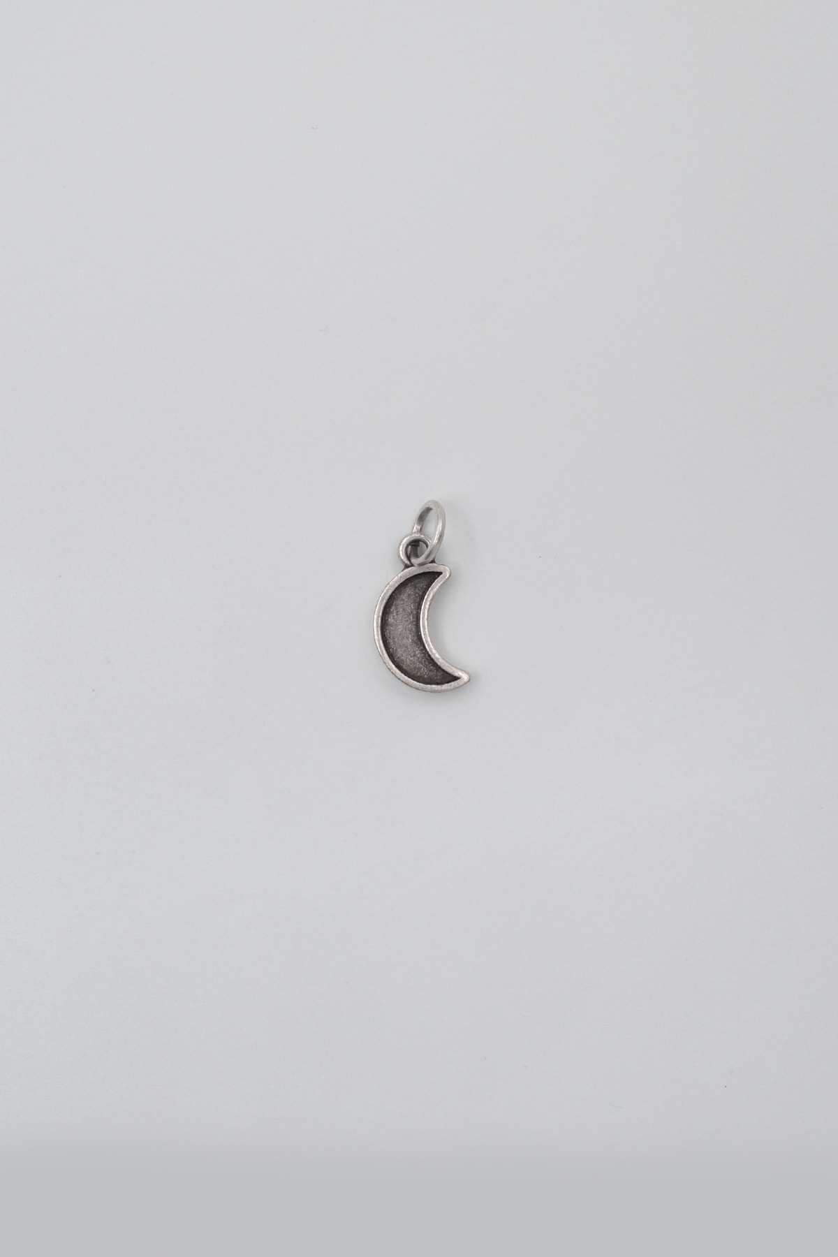 Minimalist Ay Siyah Deri İp Kolye - Antik Gümüş Kaplama - Kadın Erkek - 60 cm