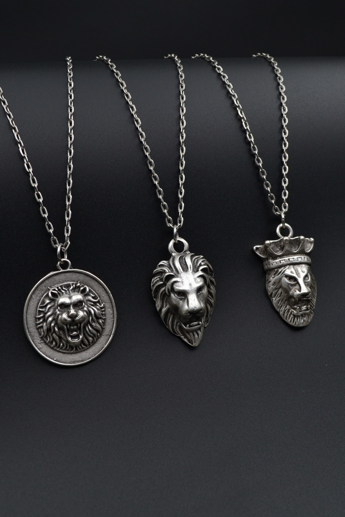 3'lü Aslan Kral Aslan Madalyon Taç Erkek Kadın Kolye Seti