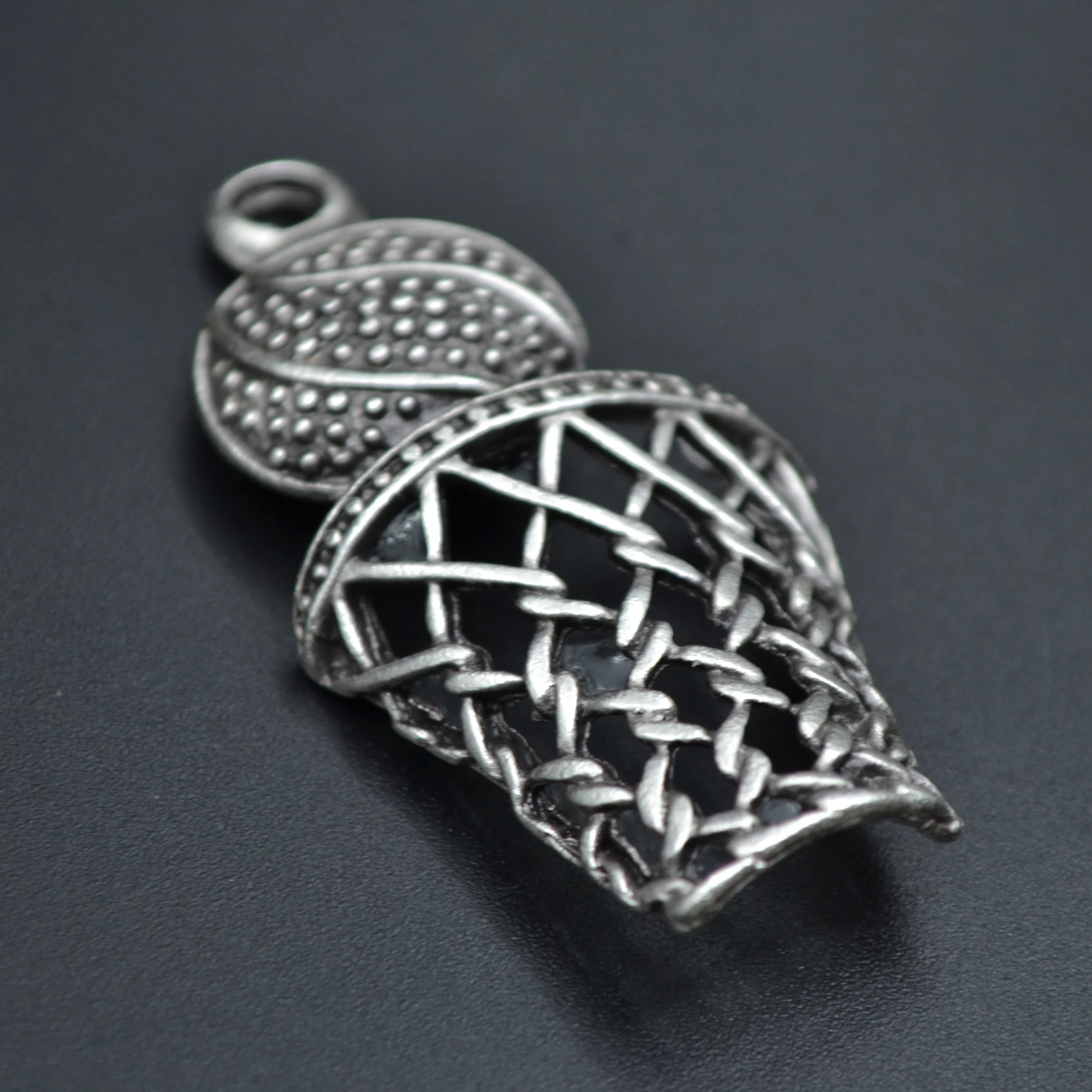 Basket Topu - File - Pota Kolye - Gümüş ( Silver ) Renk - 60 cm Deri İp Kolye