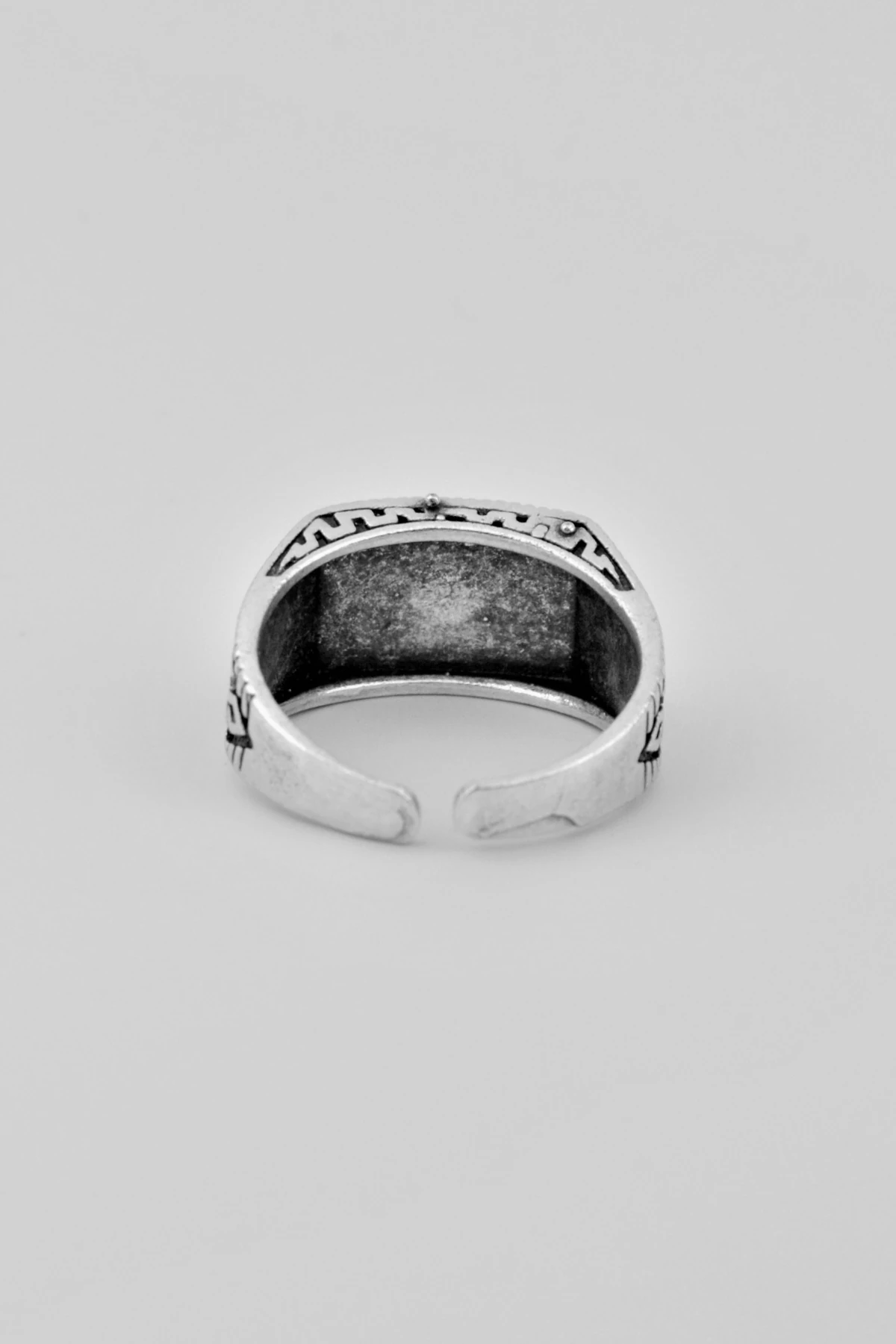 Otantik Desenli Dikdörtgen Gümüş Kaplama Ayarlamalı Kadın Erkek Yüzük