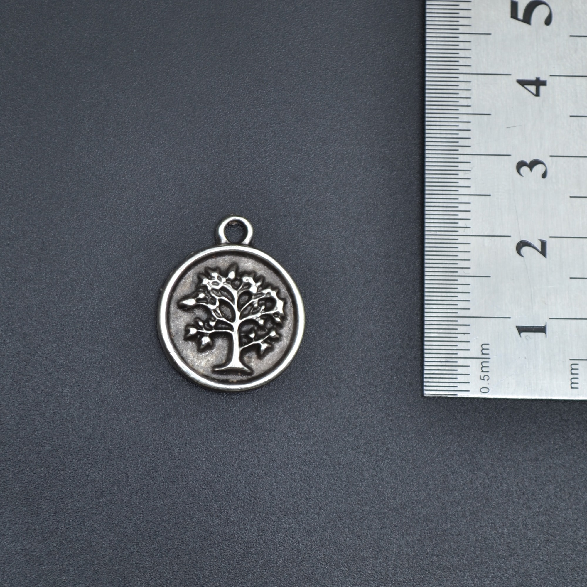 Minimal Hayat Ağacı Kolye - Gümüş ( Silver ) Renk - 60 cm Deri İp Kolye