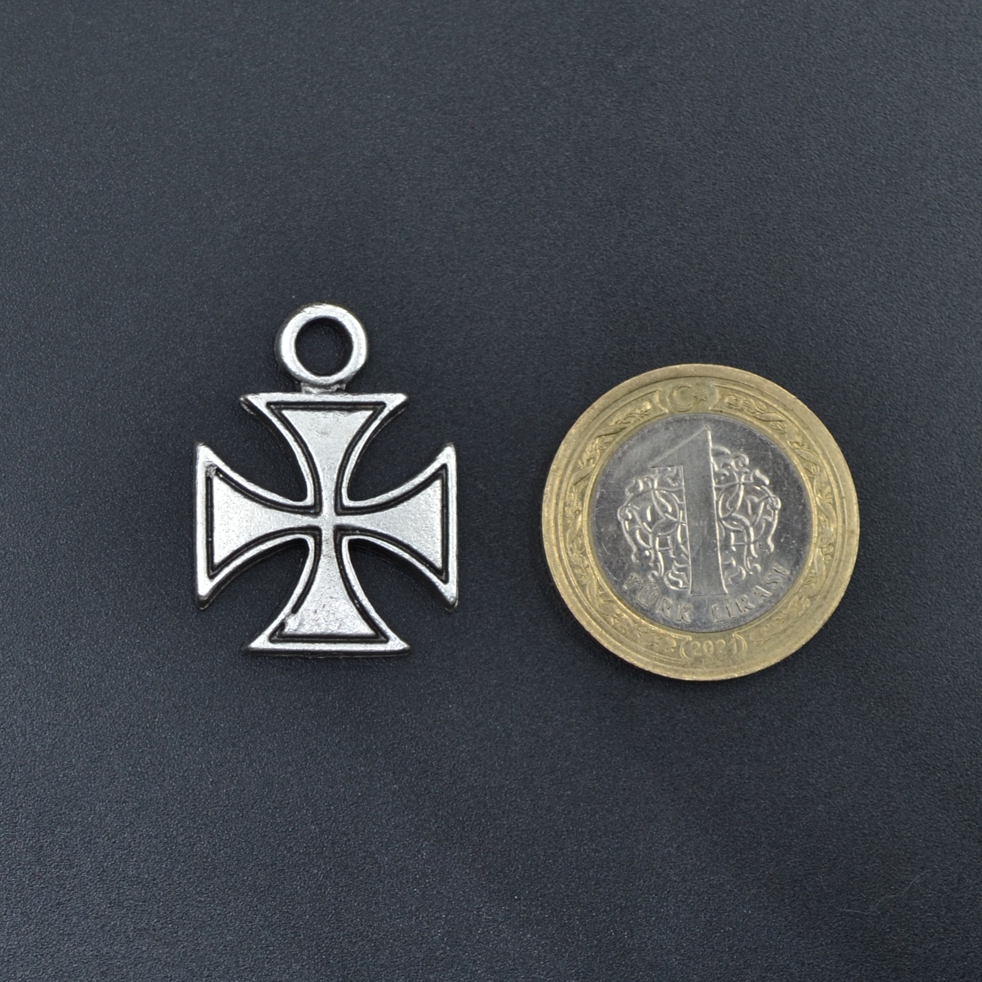 Gamalı Haç Kolye - Gümüş ( Silver ) Renk - 60 cm Deri İp Kolye