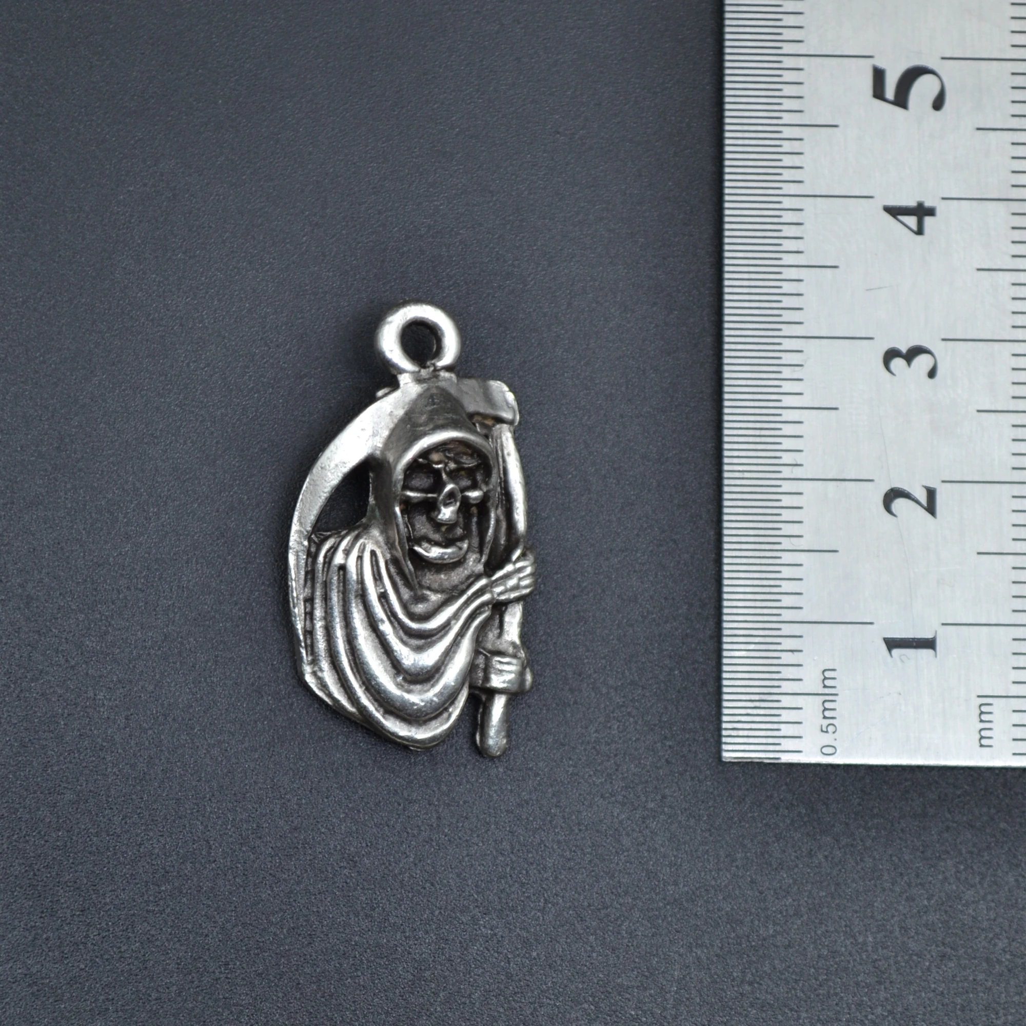 Tırpanlı Azrail Kolye - Gümüş ( Silver ) Renk - 60 cm Deri İp Kolye