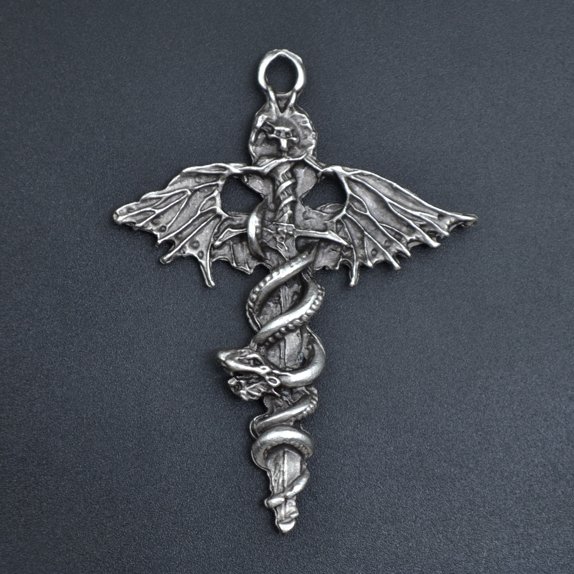 Kılıç Yılan Yarasa Kolye - Gümüş ( Silver ) Renk - 60 cm Deri İp Kolye