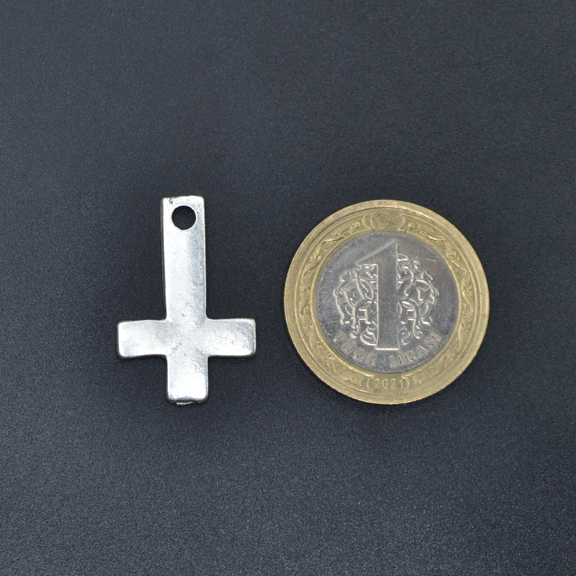 Minimal Ters Haç Kolye - Gümüş ( Silver ) Renk - 60 cm Deri İp Kolye