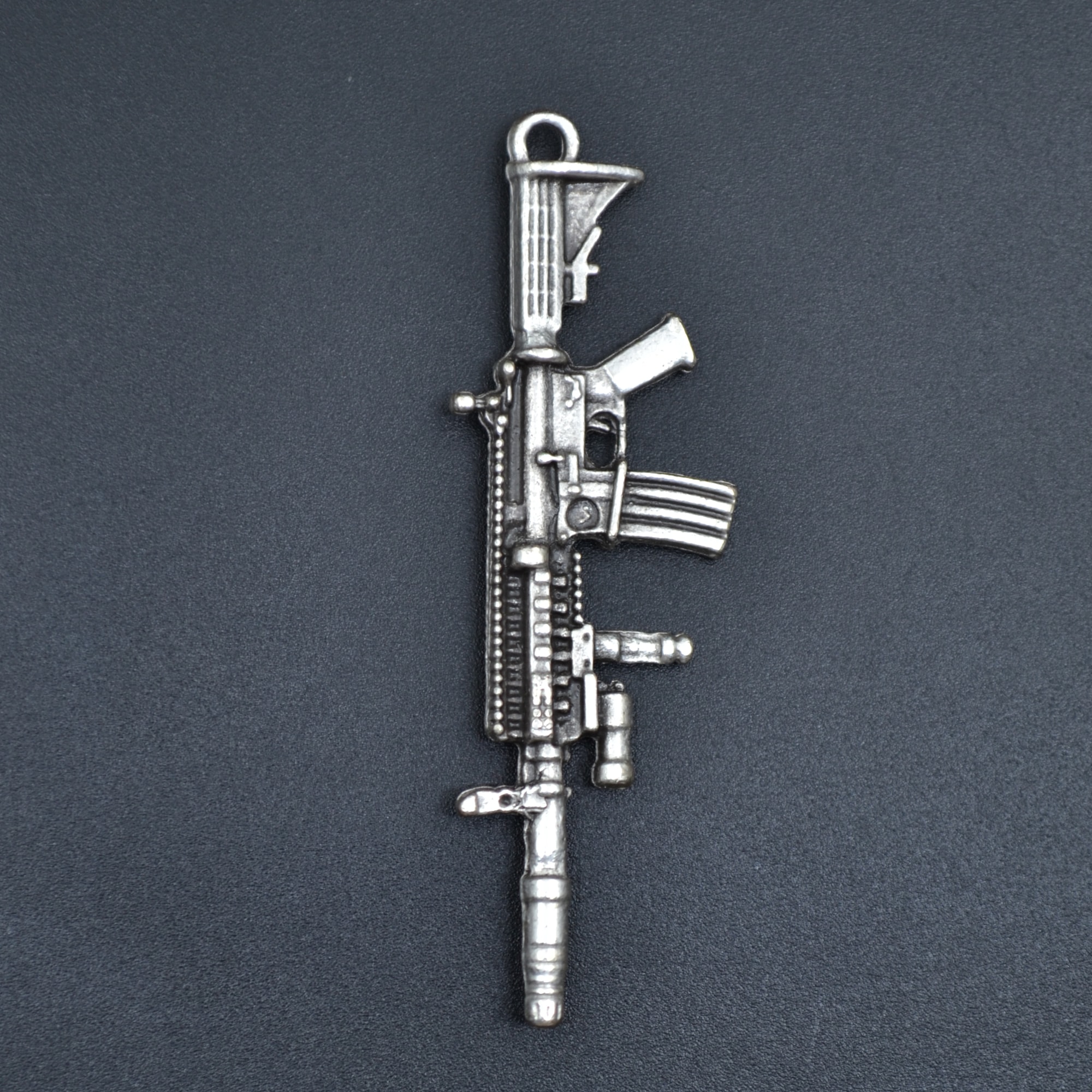 M4 Silah Kolye - Gümüş ( Silver ) Renk - 60 cm Düz Ezme Zincir Kolye