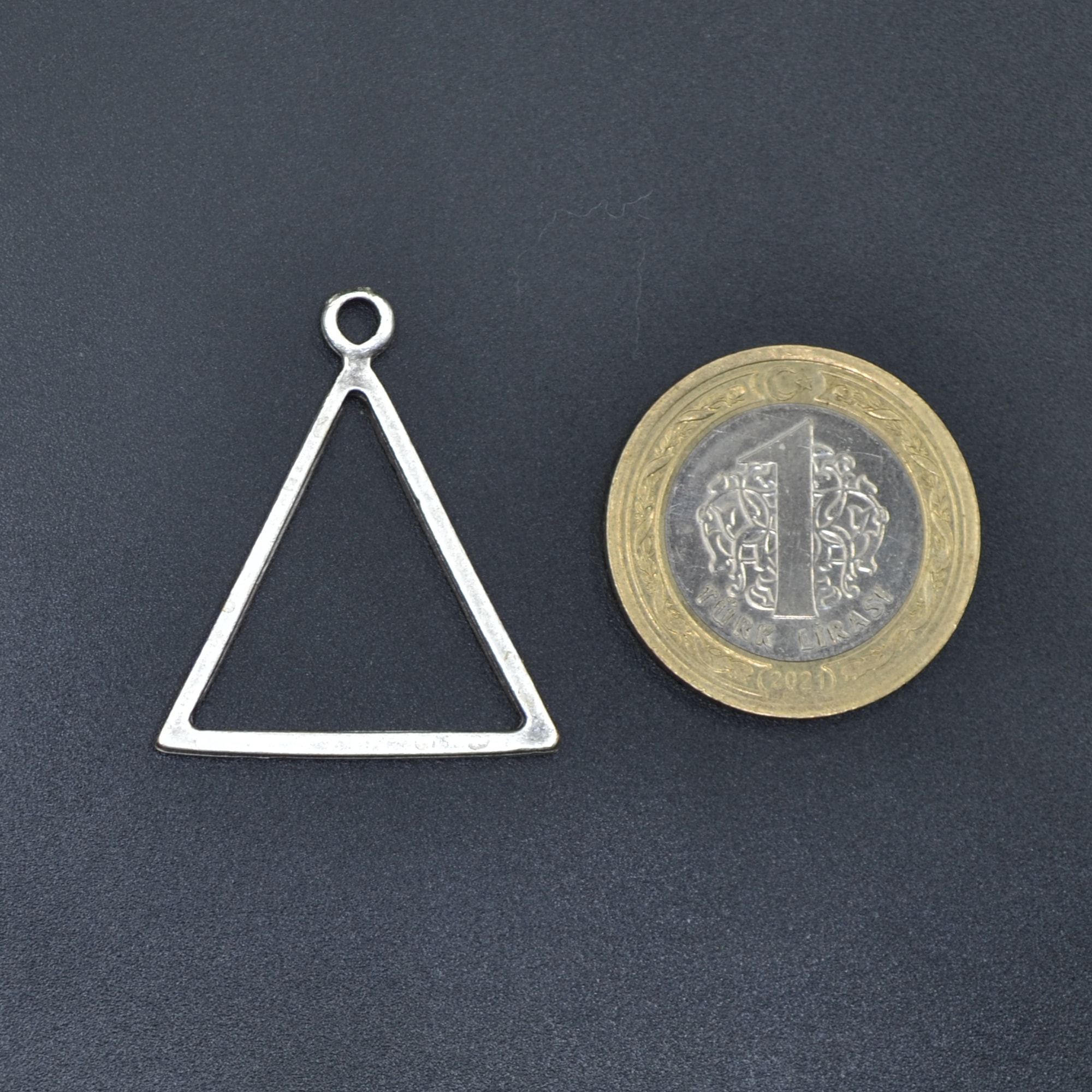 Üçgen Geometrik Kolye - Gümüş ( Silver ) Renk - 60 cm Deri İp Kolye