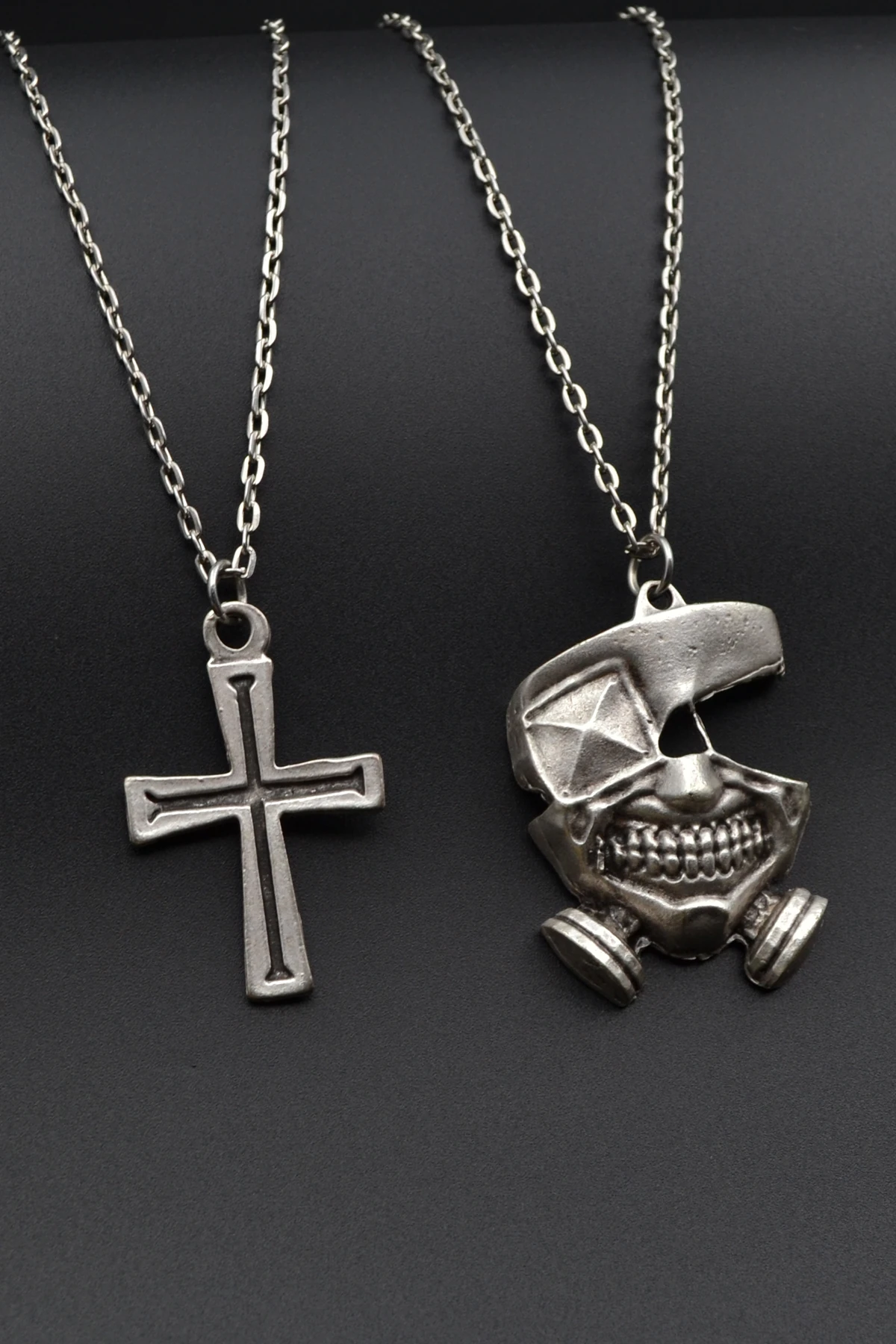 2'li Haç - Gaz Maskesi Tokyo Ghouls Erkek Kadın Kolye Seti