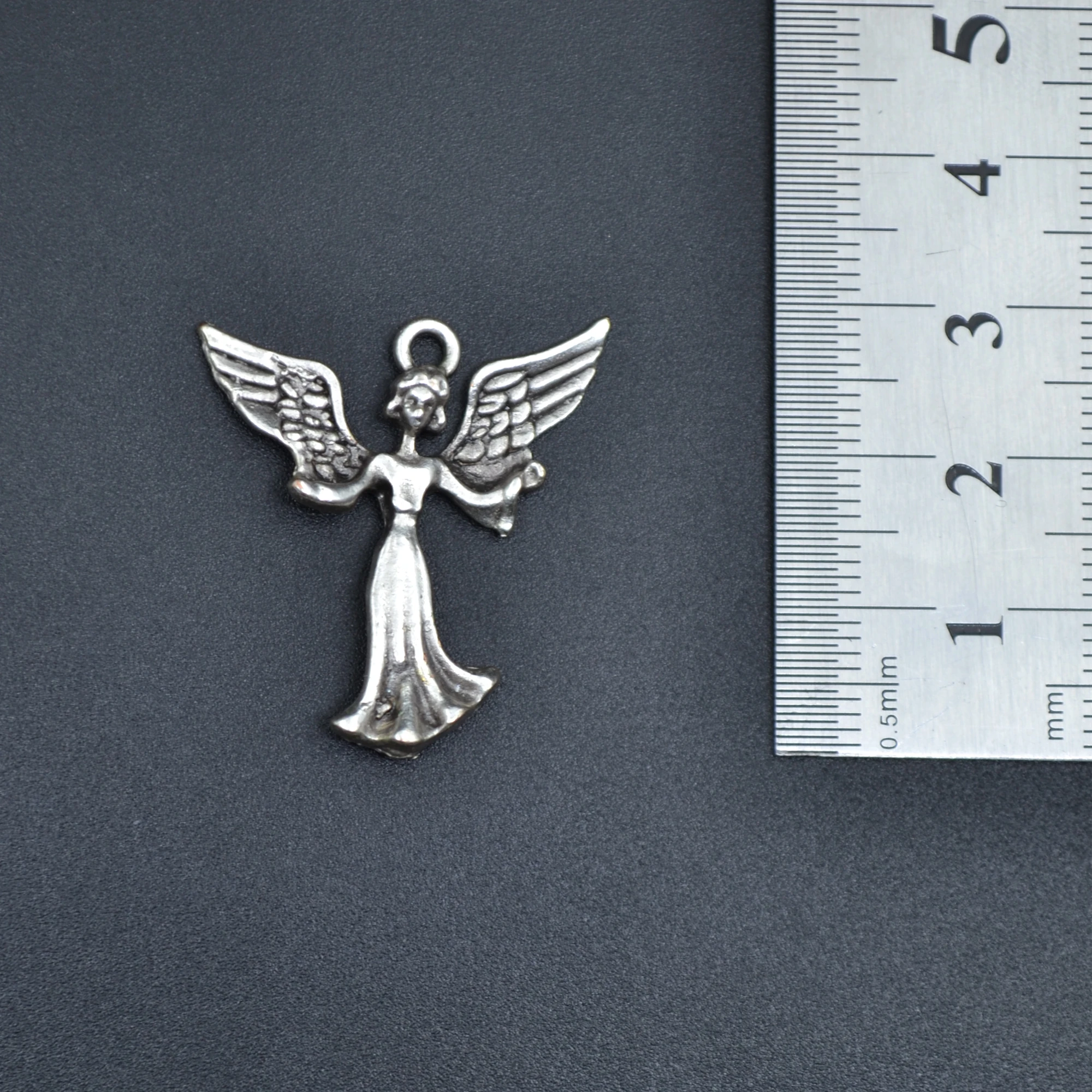 Minimal Kanatlı Melek Kolye - Gümüş ( Silver ) Renk - 60 cm Düz Ezme Zincir Kolye