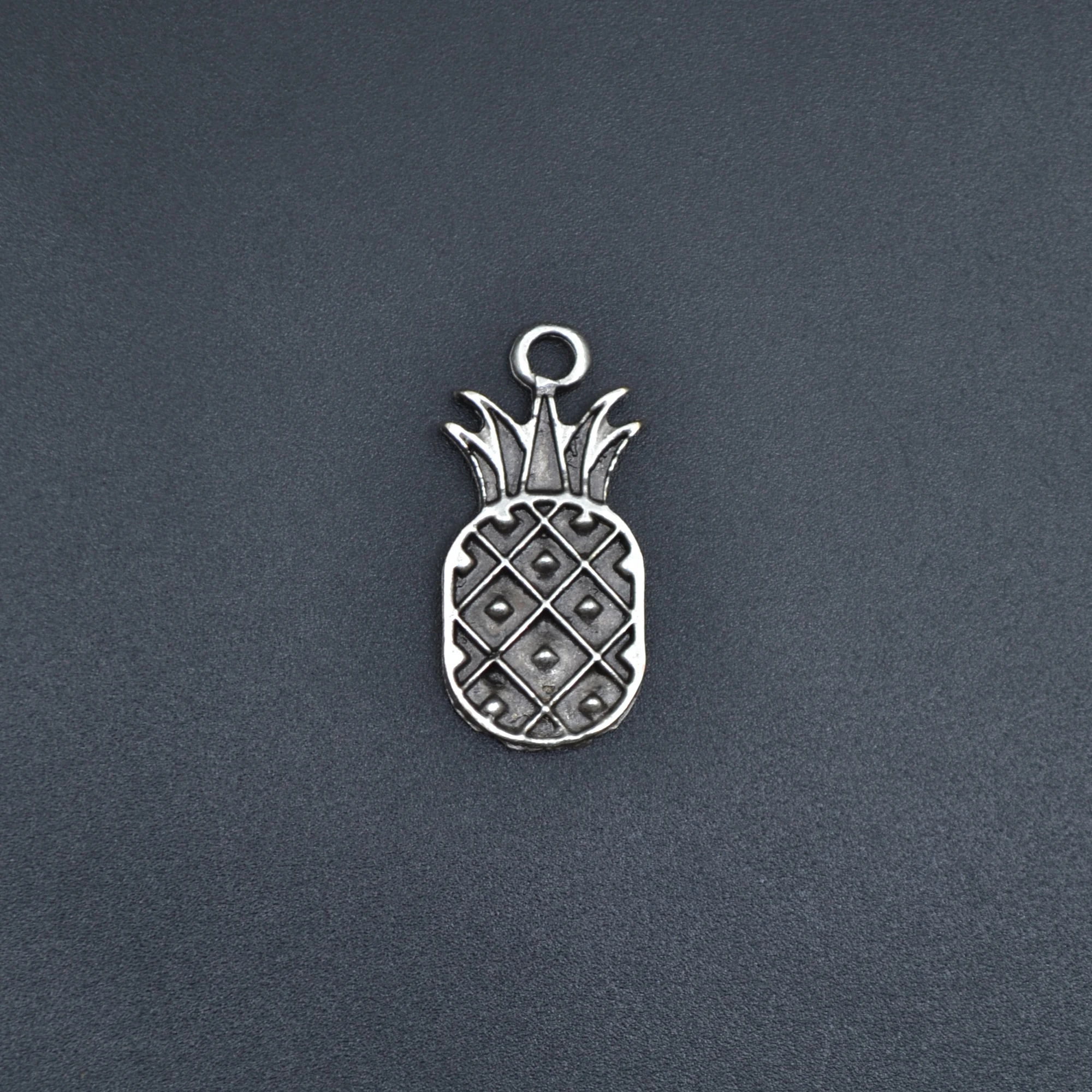 Ananas Kolye - Gümüş ( Silver ) Renk - 60 cm Örme Zincir Kolye