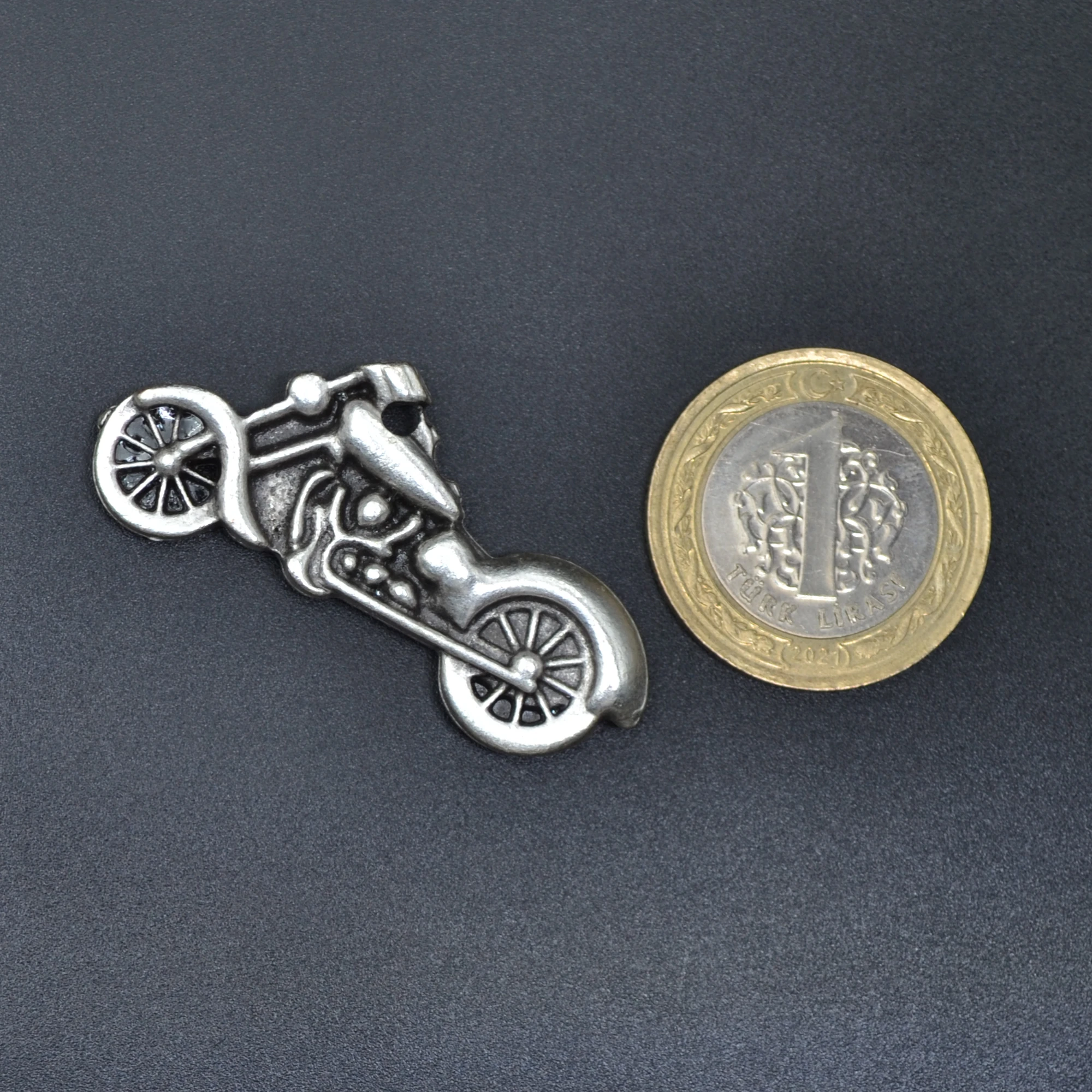 Chopper Motor Kolye - Gümüş ( Silver ) Renk - 60 cm Deri İp Kolye