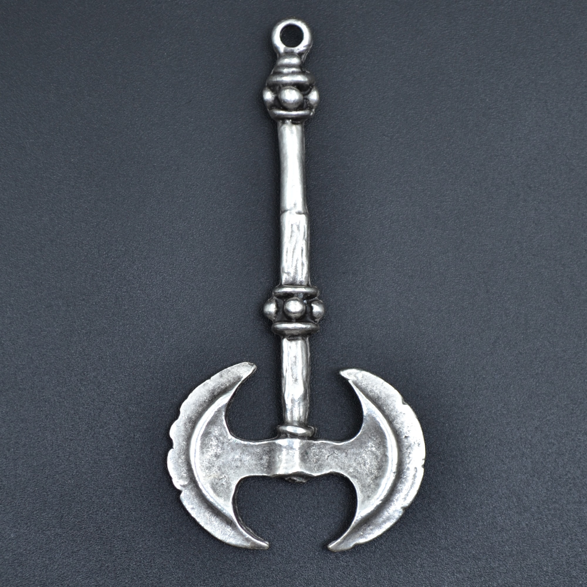Çift Taraflı Savaşçı Balta Kolye Ucu - Gümüş ( Silver ) Renk
