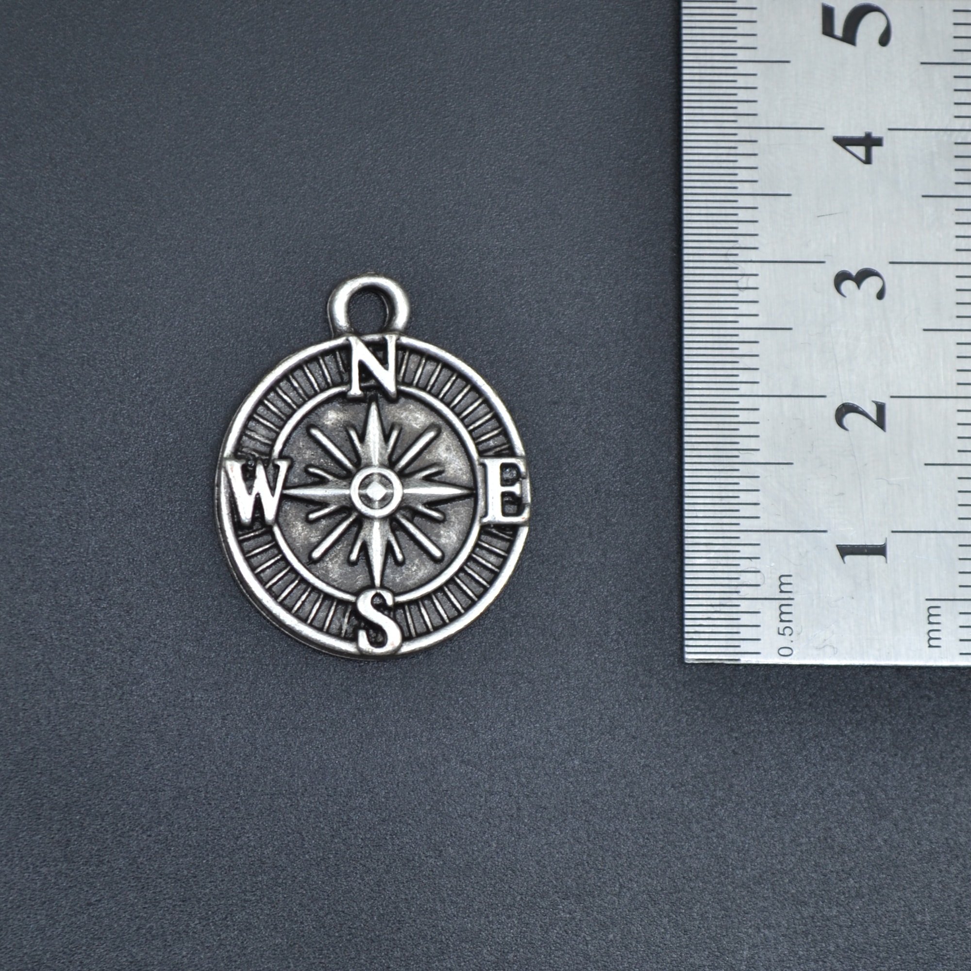 Minimal Pusula Kolye - Gümüş ( Silver ) Renk - 60 cm Düz Ezme Zincir Kolye