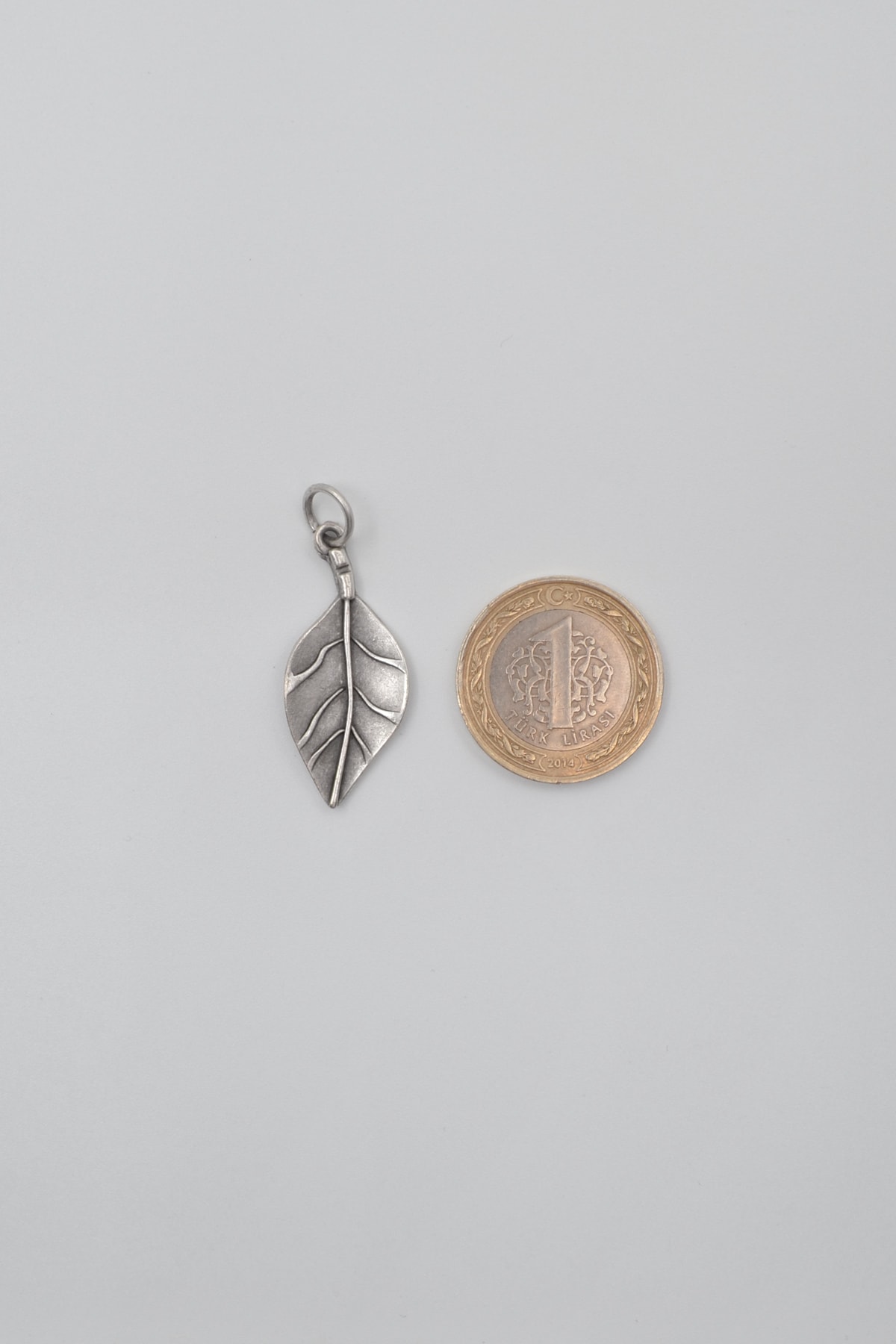 Gerçekçi Yaprak Kolye Ucu - Gümüş ( Silver ) Renk