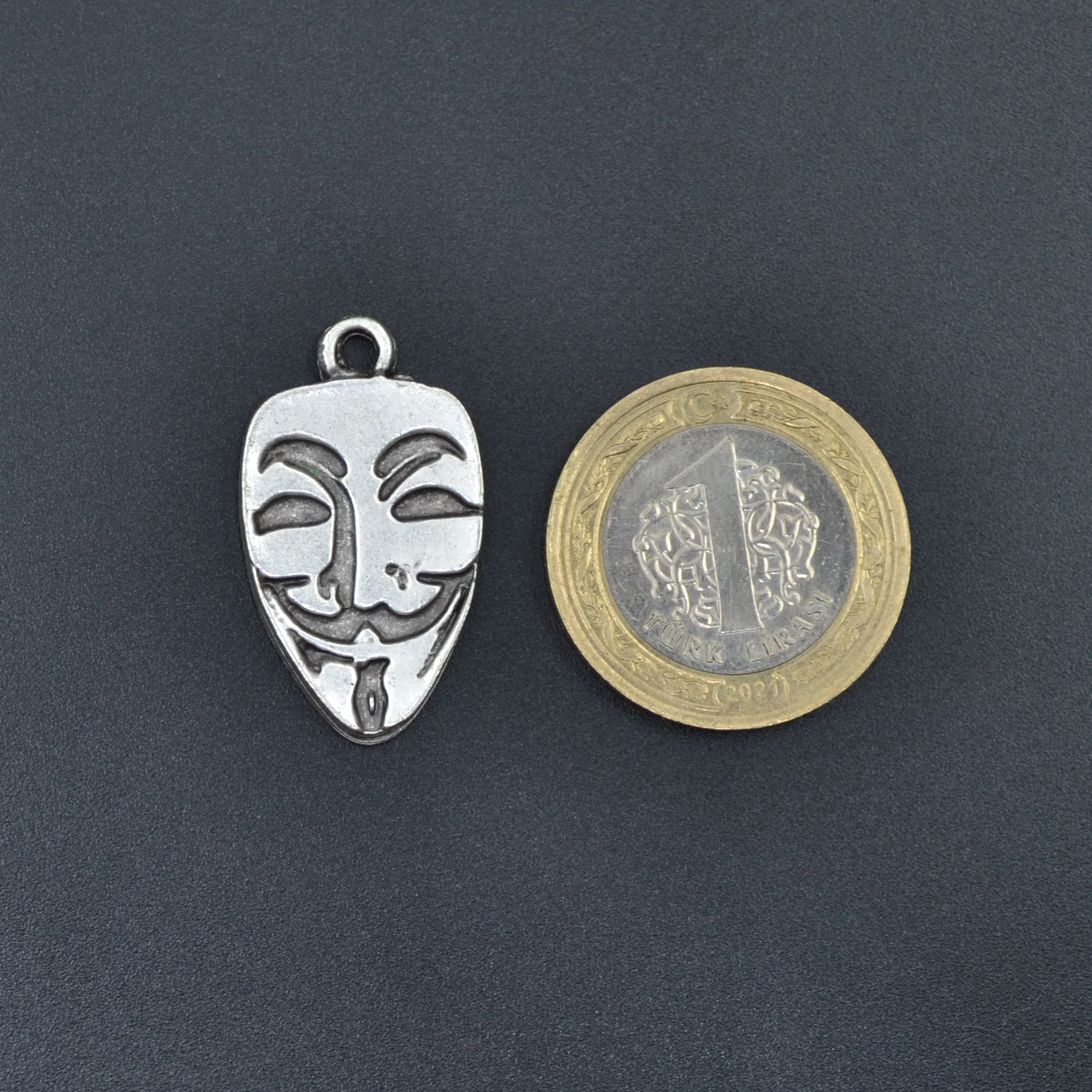 V For Vendetta Kolye - Gümüş ( Silver ) Renk - 60 cm Deri İp Kolye