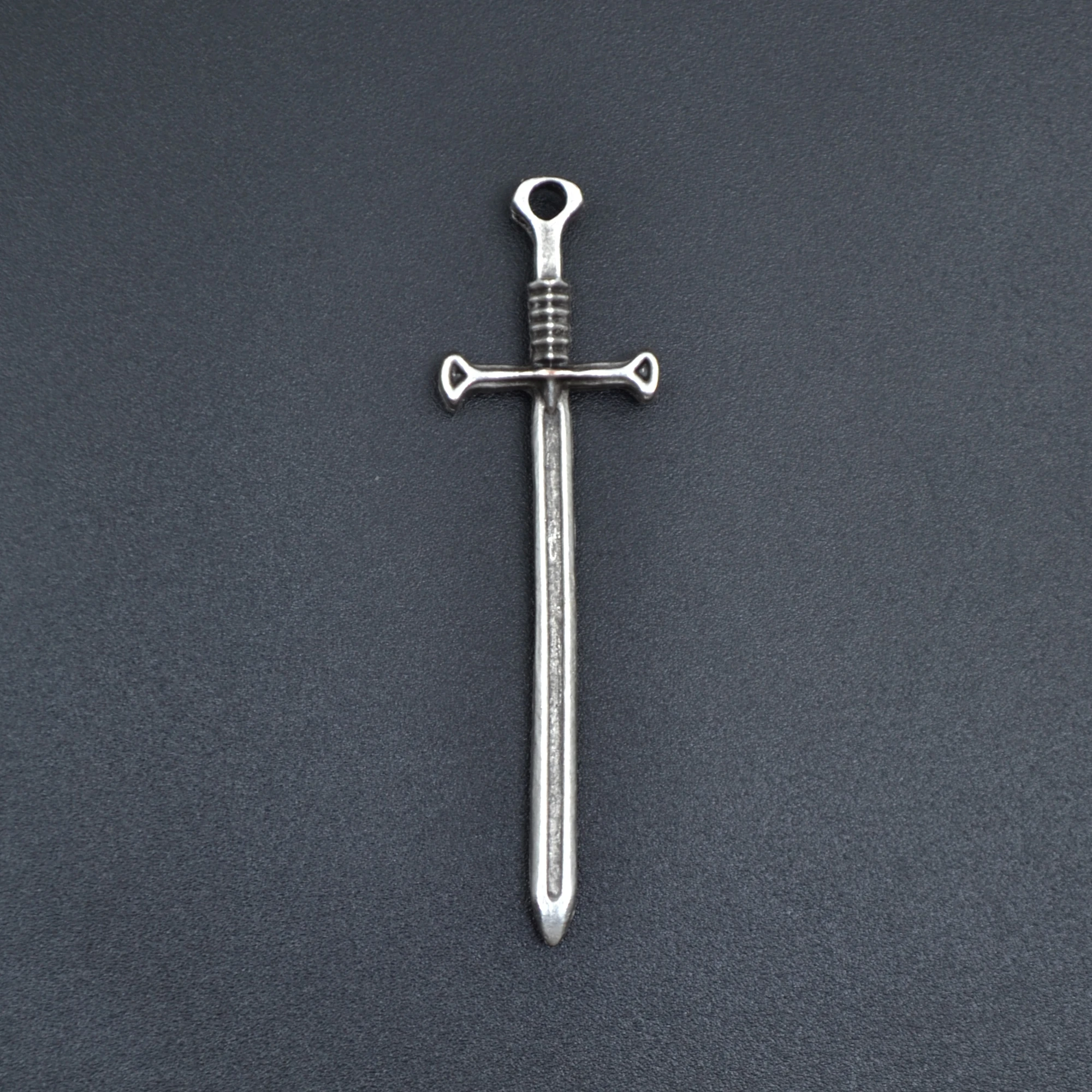 Kılıç Kolye - Gümüş ( Silver ) Renk - 60 cm Deri İp Kolye