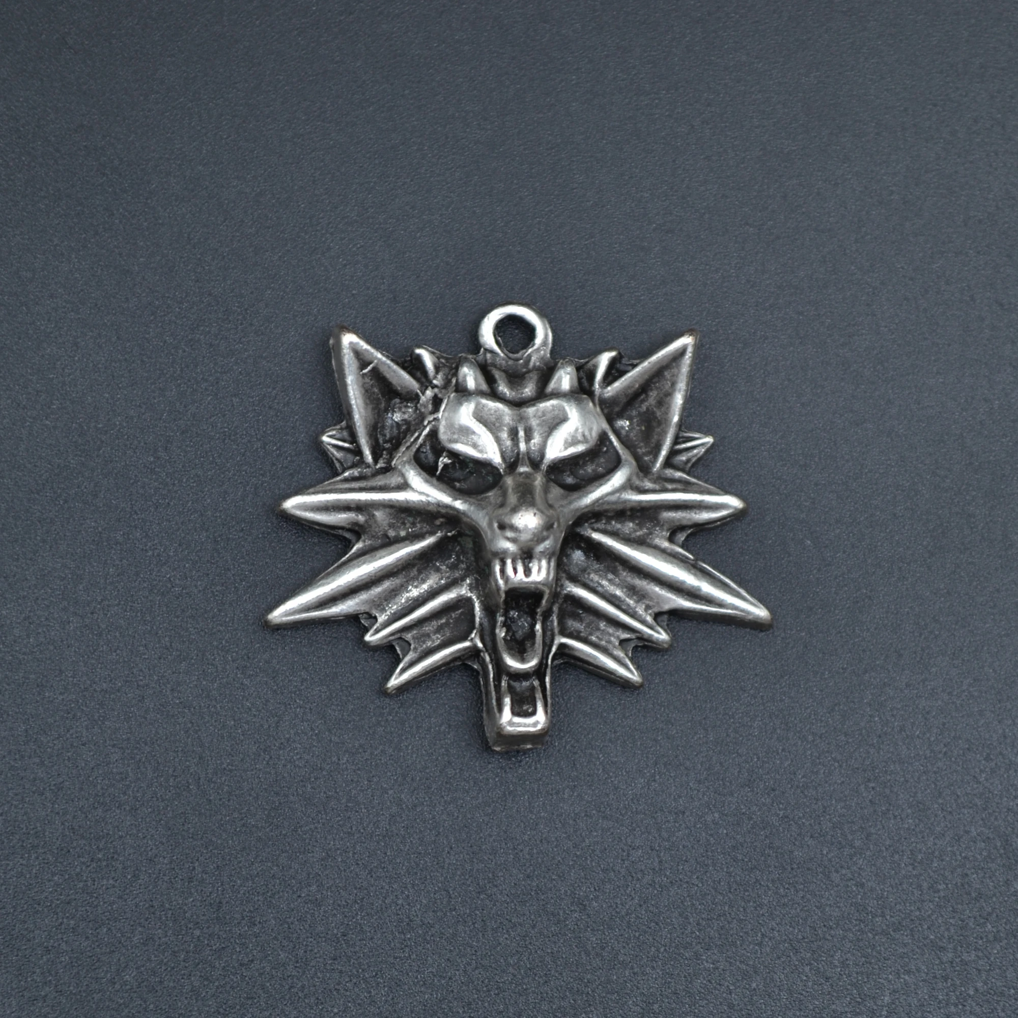 The Witcher 3 Boyutlu Kolye - Gümüş ( Silver ) Renk - 60 cm Deri İp Kolye