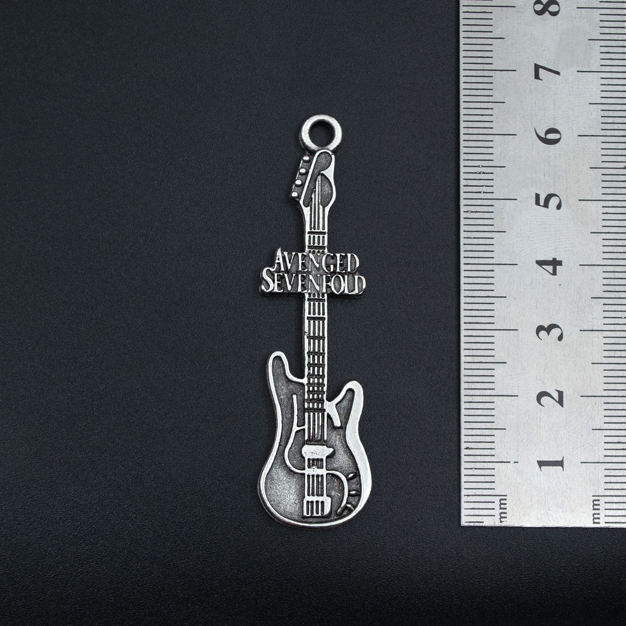 Avenged Sevenfold Elektro Gitar Kolye - Gümüş ( Silver ) Renk - 60 cm Deri İp Kolye