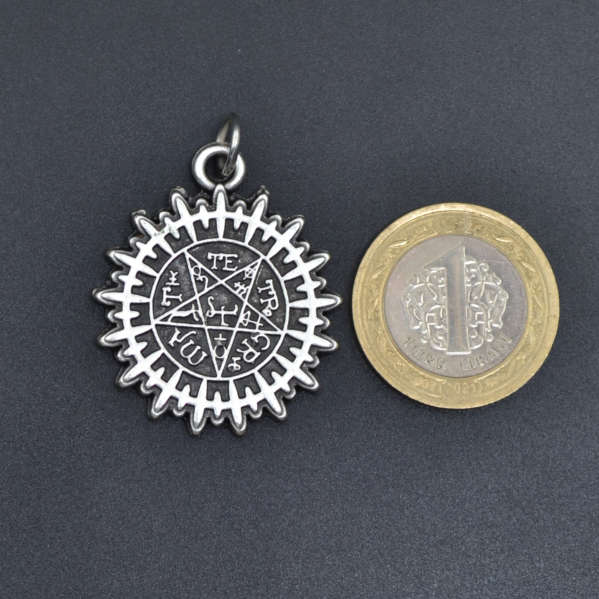 Anime Black Butler Kuroshitsuji Kolye Ucu - Gümüş ( Silver ) Renk