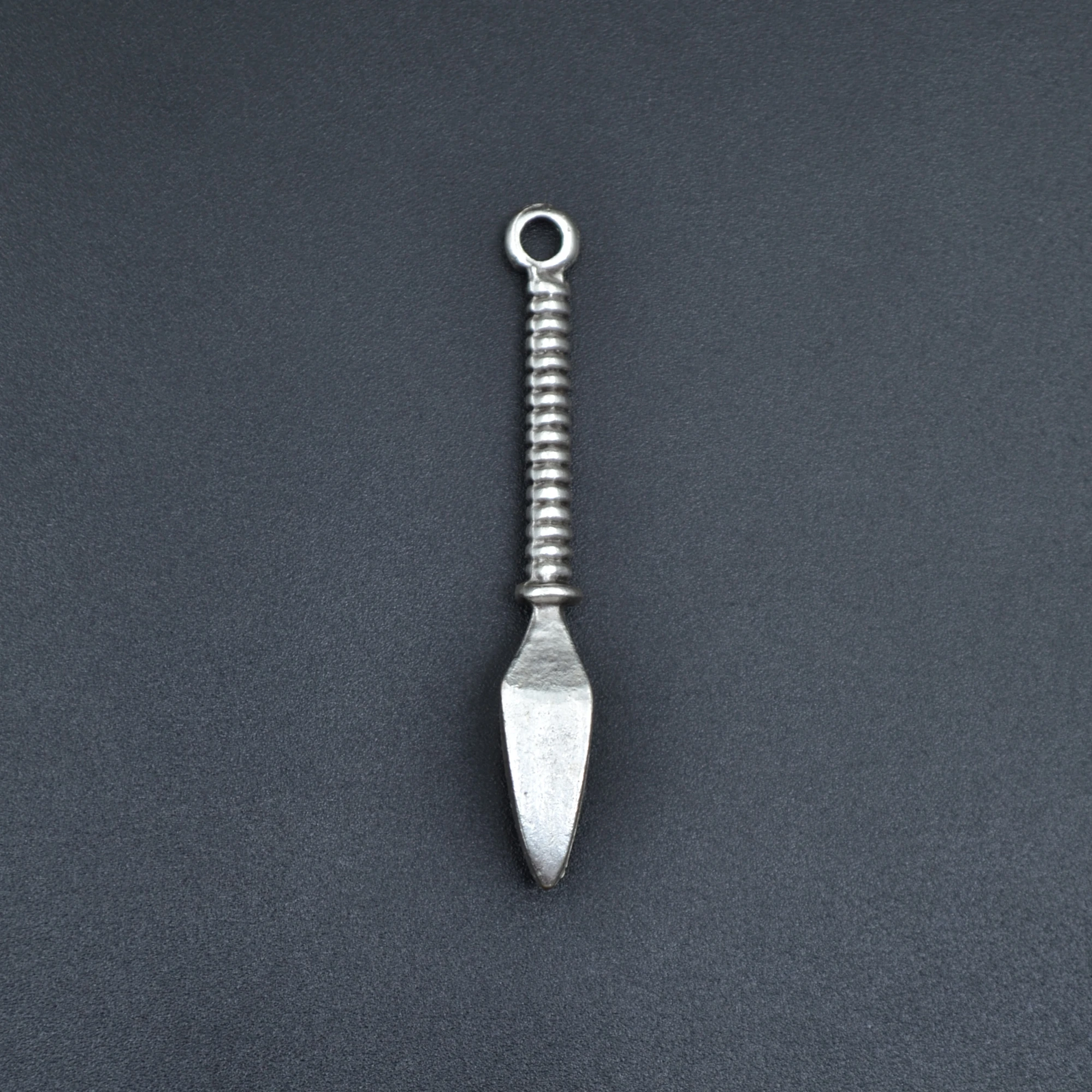 Mızrak Ucu Şeklinde Kolye Ucu - Gümüş ( Silver ) Renk