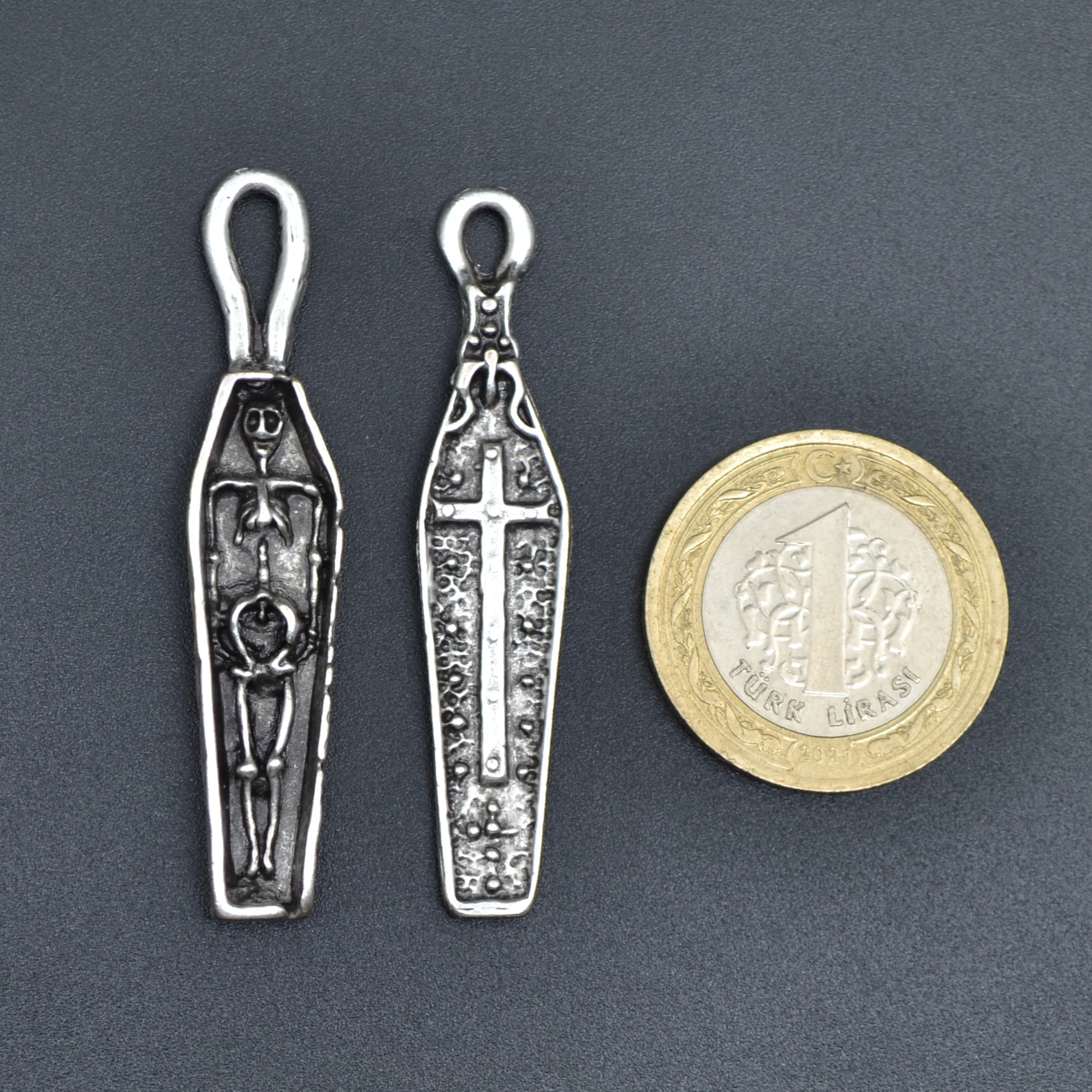 Haç İşlemeli Tabut Kolye Ucu - Gümüş ( Silver ) Renk