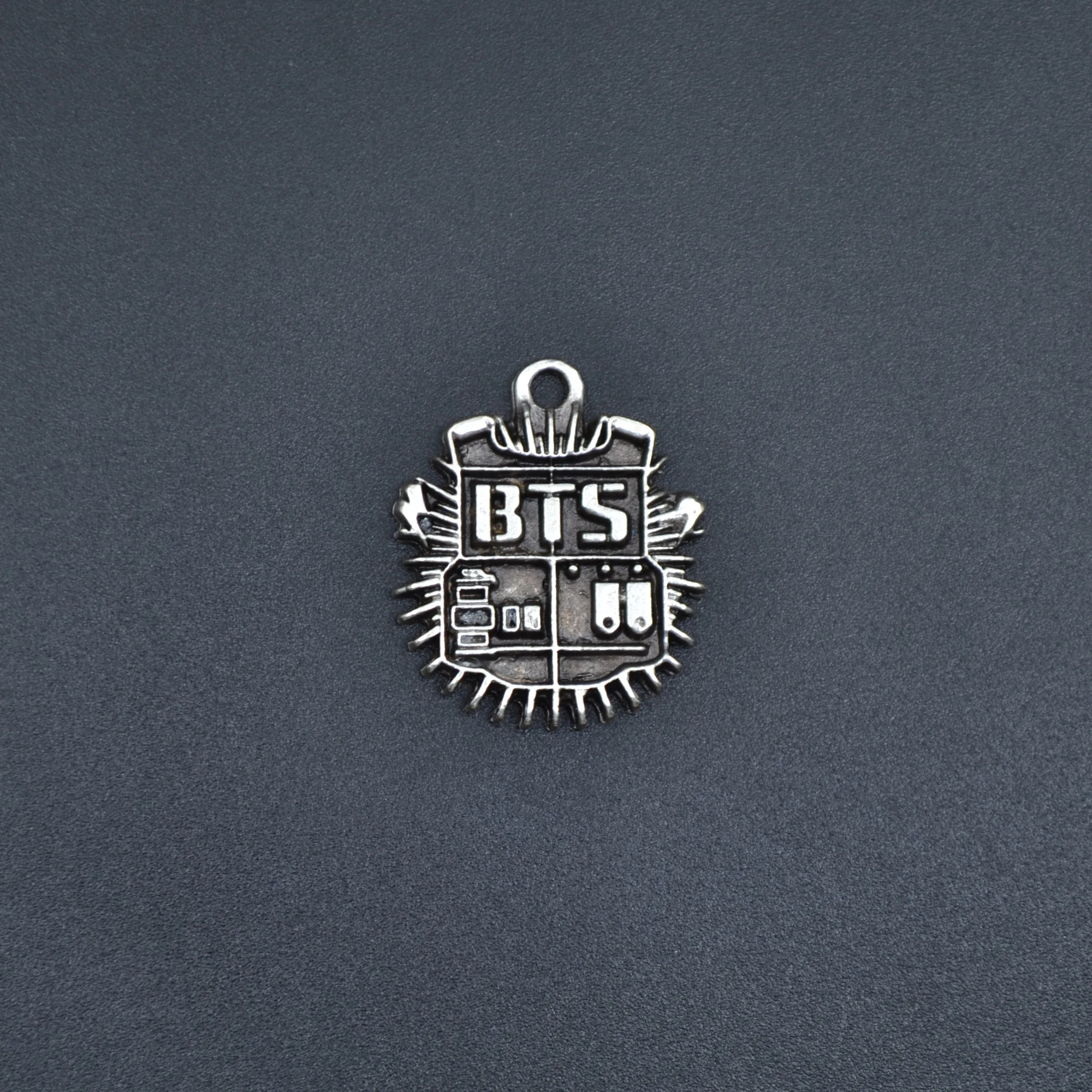 Minimal BTS Army Kolye - Gümüş ( Silver ) Renk - 60 cm Deri İp Kolye