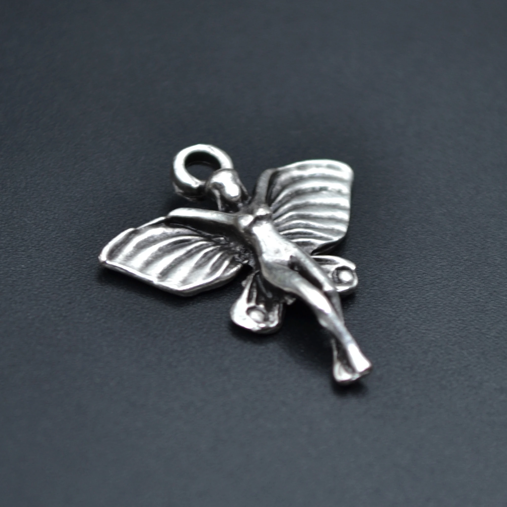 Minimal Kelebek Kanatlı Peri Kolye - Gümüş ( Silver ) Renk - 60 cm Örme Zincir Kolye