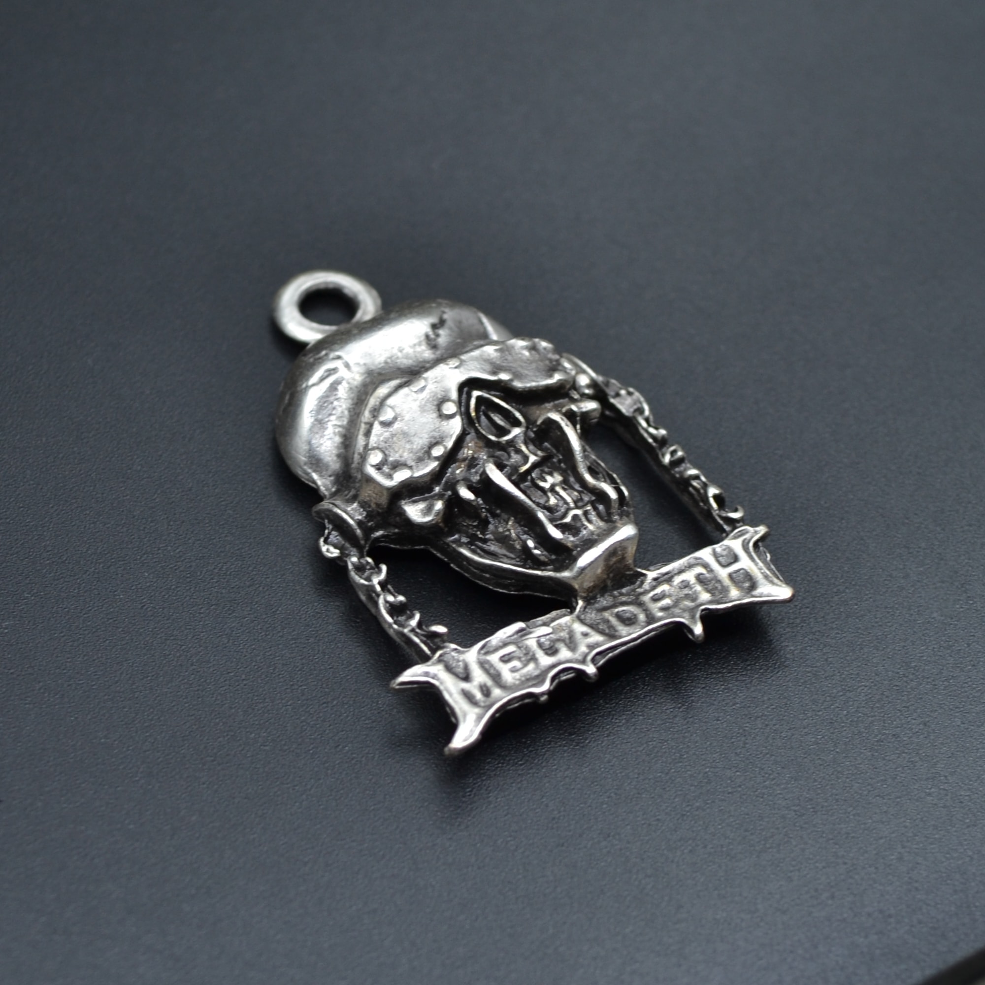 Megadeth Kolye - Gümüş ( Silver ) Renk - 60 cm Deri İp Kolye