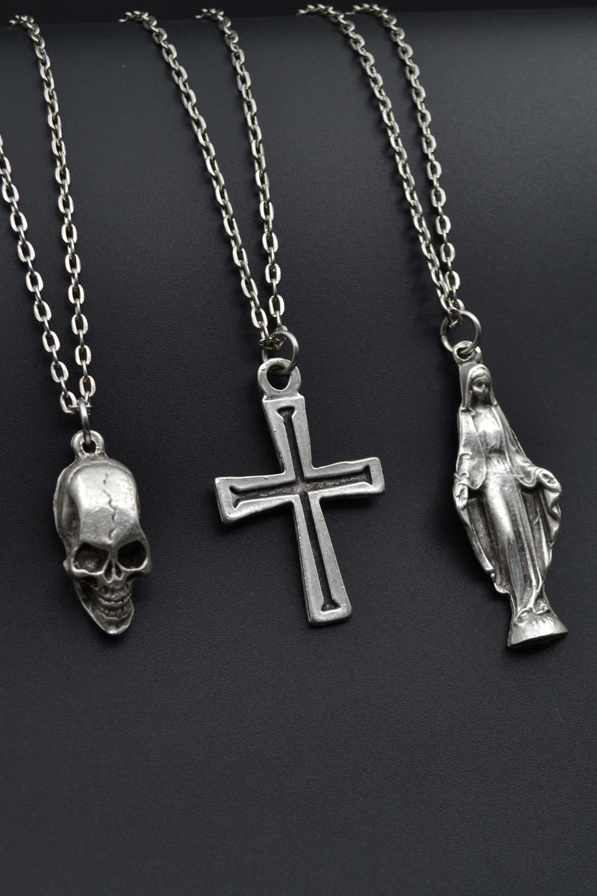 3'lü Kuru Kafa Haç Meryem Ana Erkek Kadın Kolye Seti