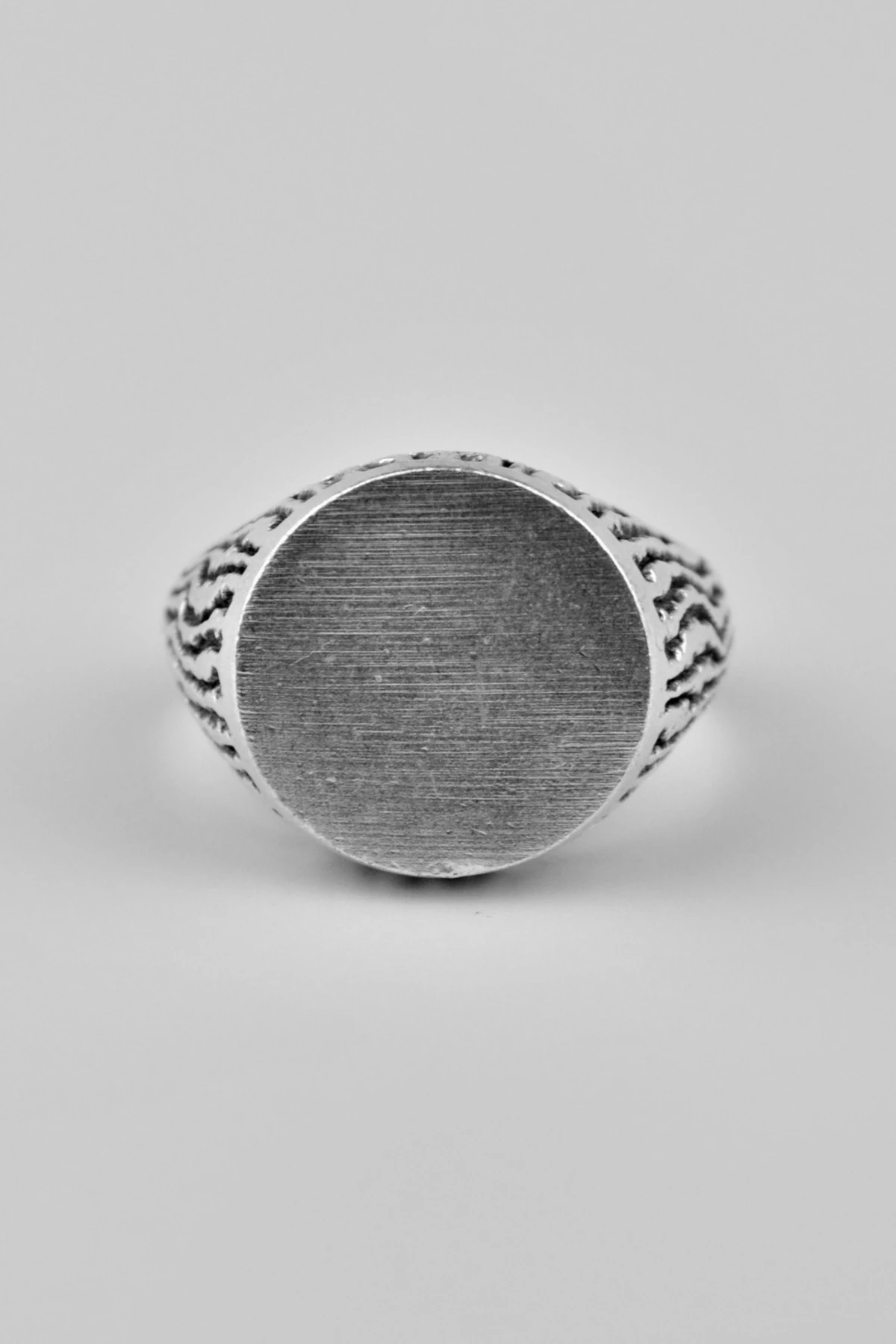 Yuvarlak Geometrik Şeklinde Antik Gümüş Kaplama Ayarlamalı Erkek Kadın Yüzük