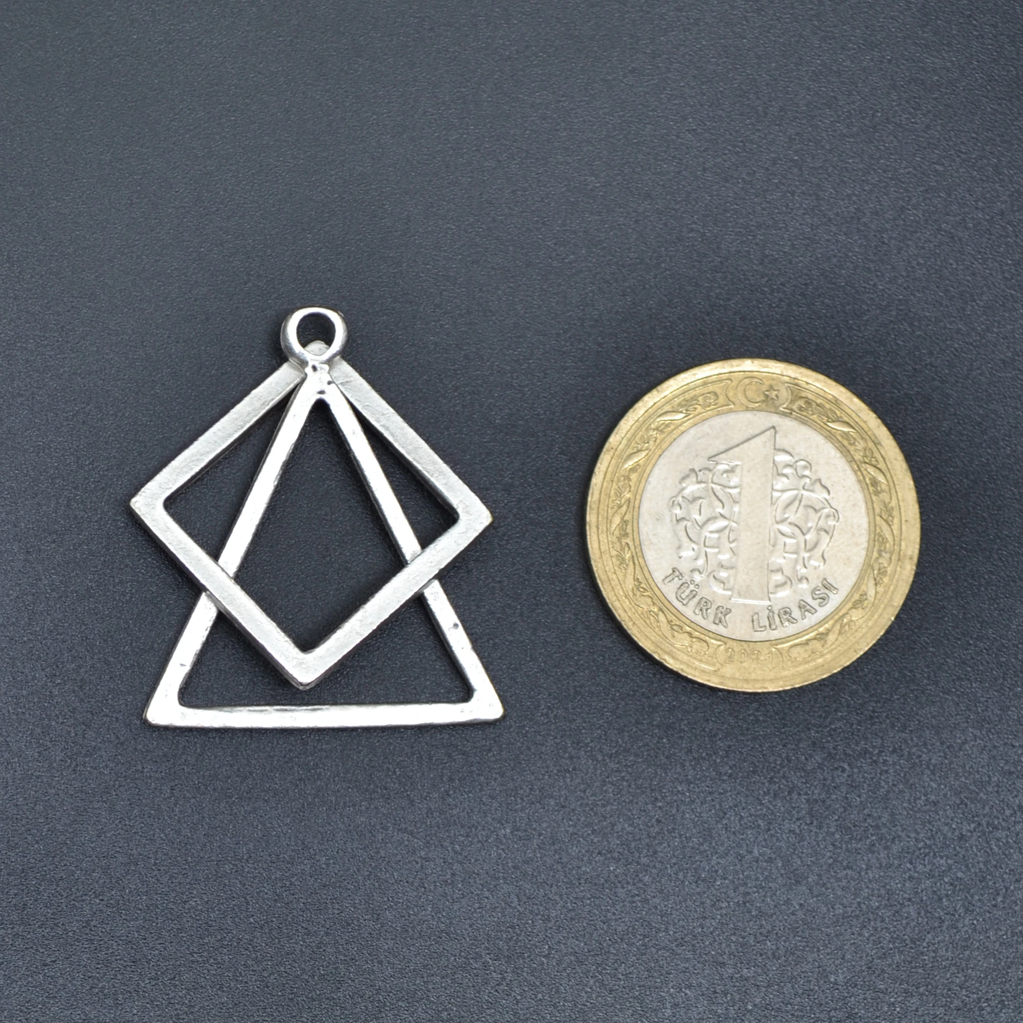 Üçgen Kare Geometrik Kolye - Gümüş ( Silver ) Renk - 60 cm Düz Ezme Zincir Kolye