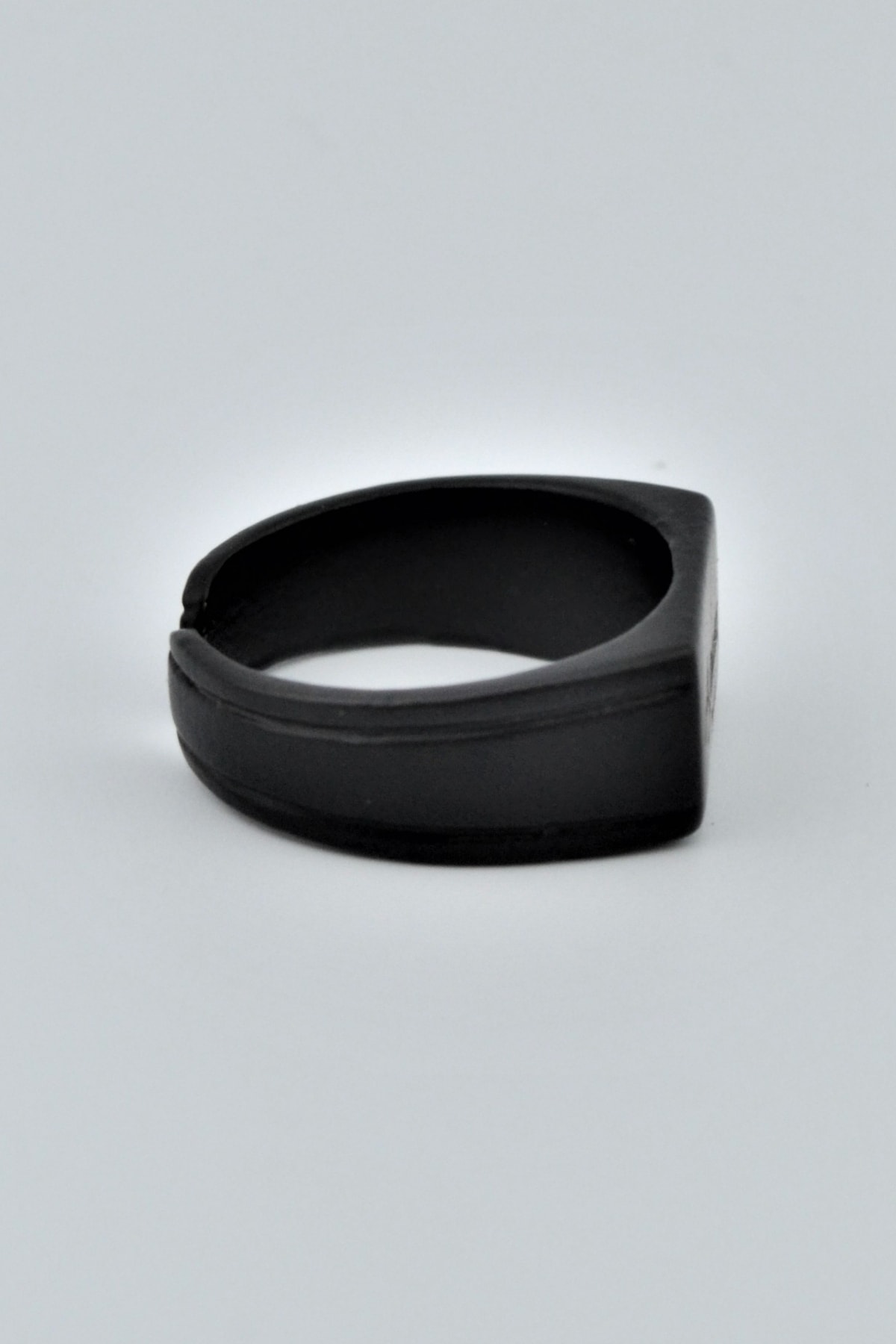 Atatürk İmzası Dikdörtgen Şovalye Mat Siyah Ayarlamalı Erkek Yüzük