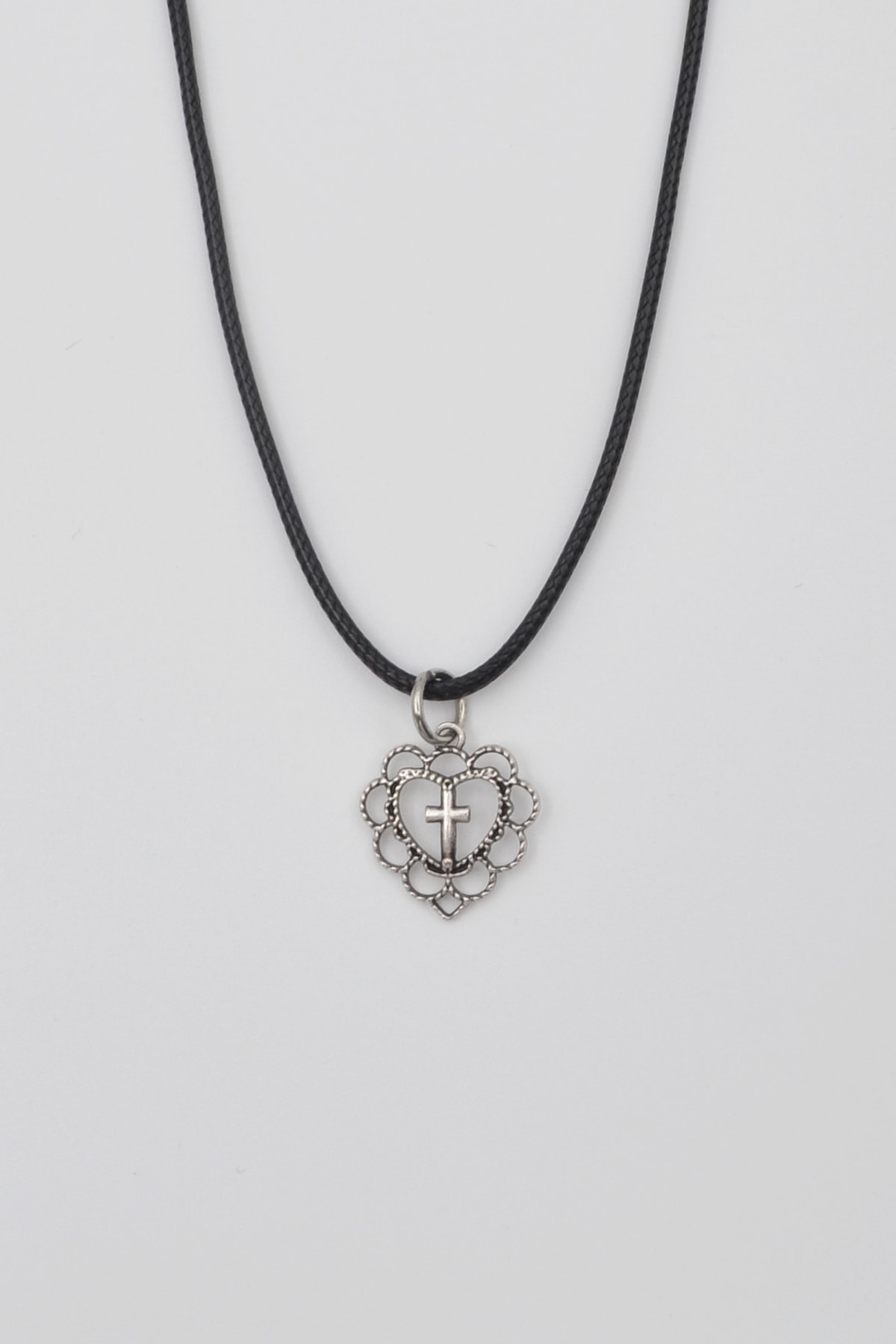 Minimal Kalp Motifli Haç Kolye - Gümüş ( Silver ) Renk - 60 cm Deri İp Kolye