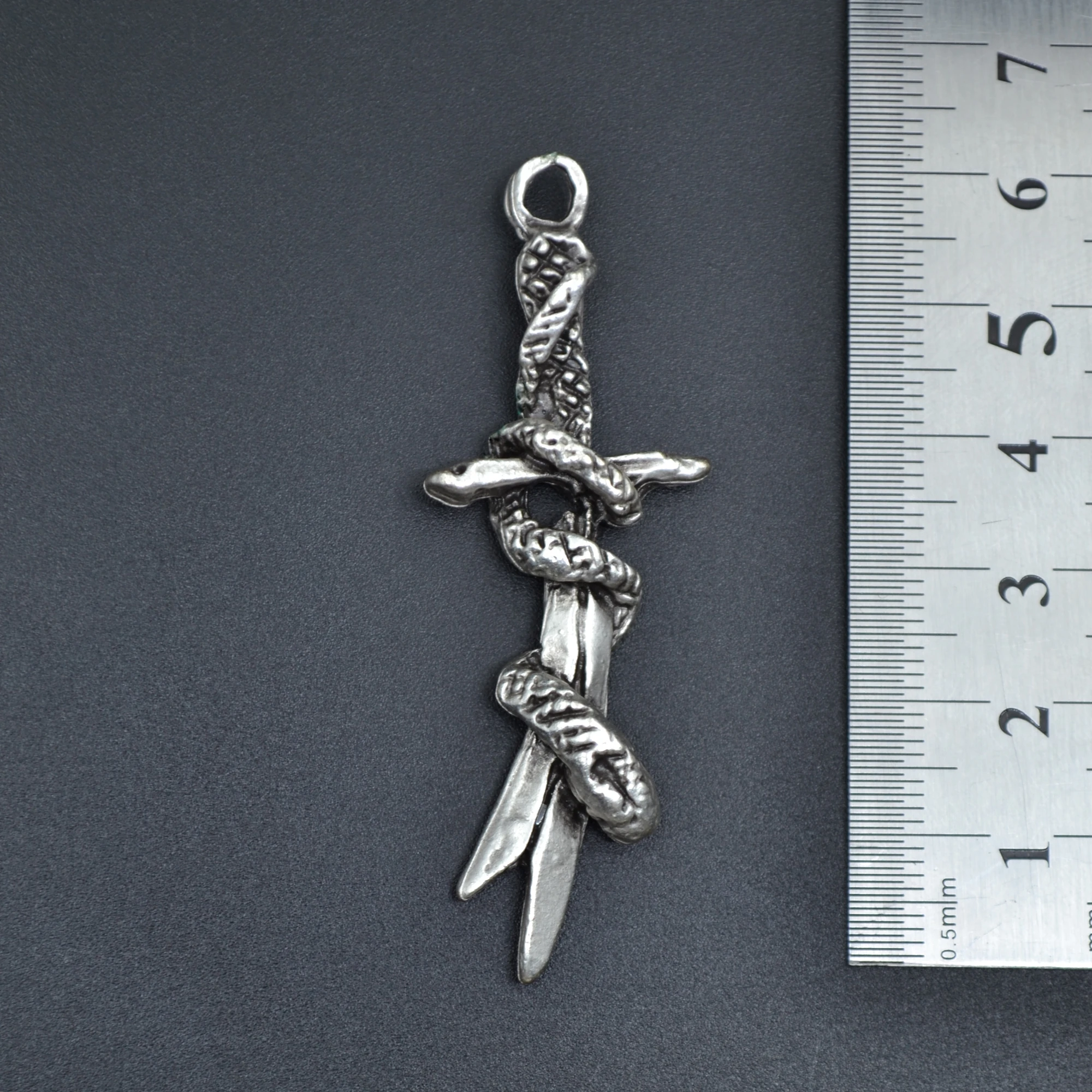 Yılanlı Kılıç Kolye Ucu - Gümüş ( Silver ) Renk