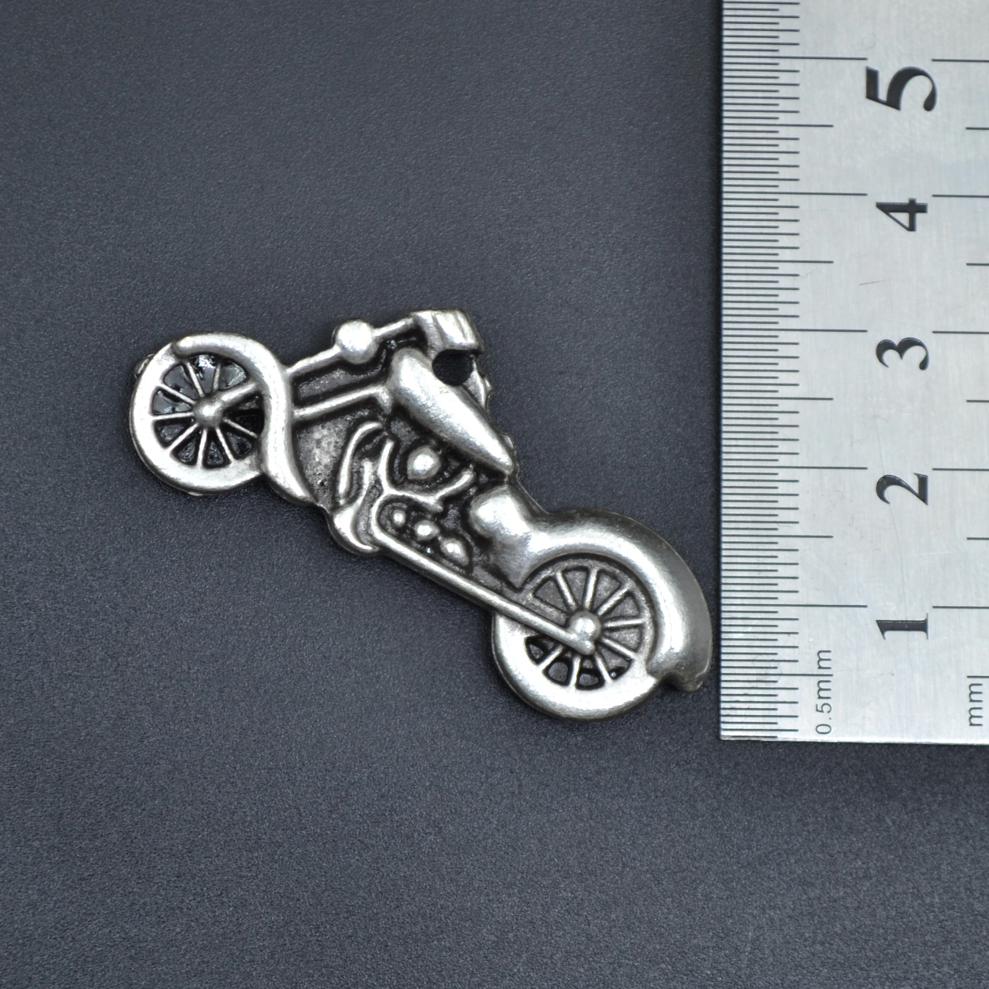 Chopper Motor Kolye - Gümüş ( Silver ) Renk - 60 cm Örme Zincir Kolye