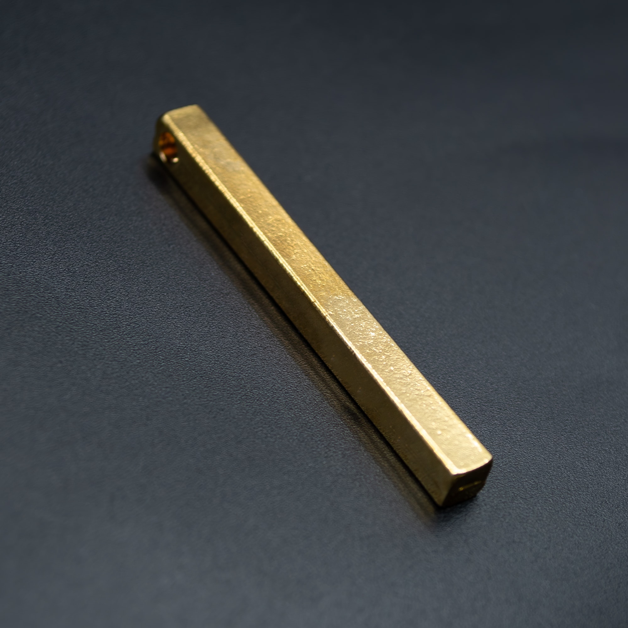 Prizma Çubuk Kolye Ucu - Altın ( Gold ) Renk