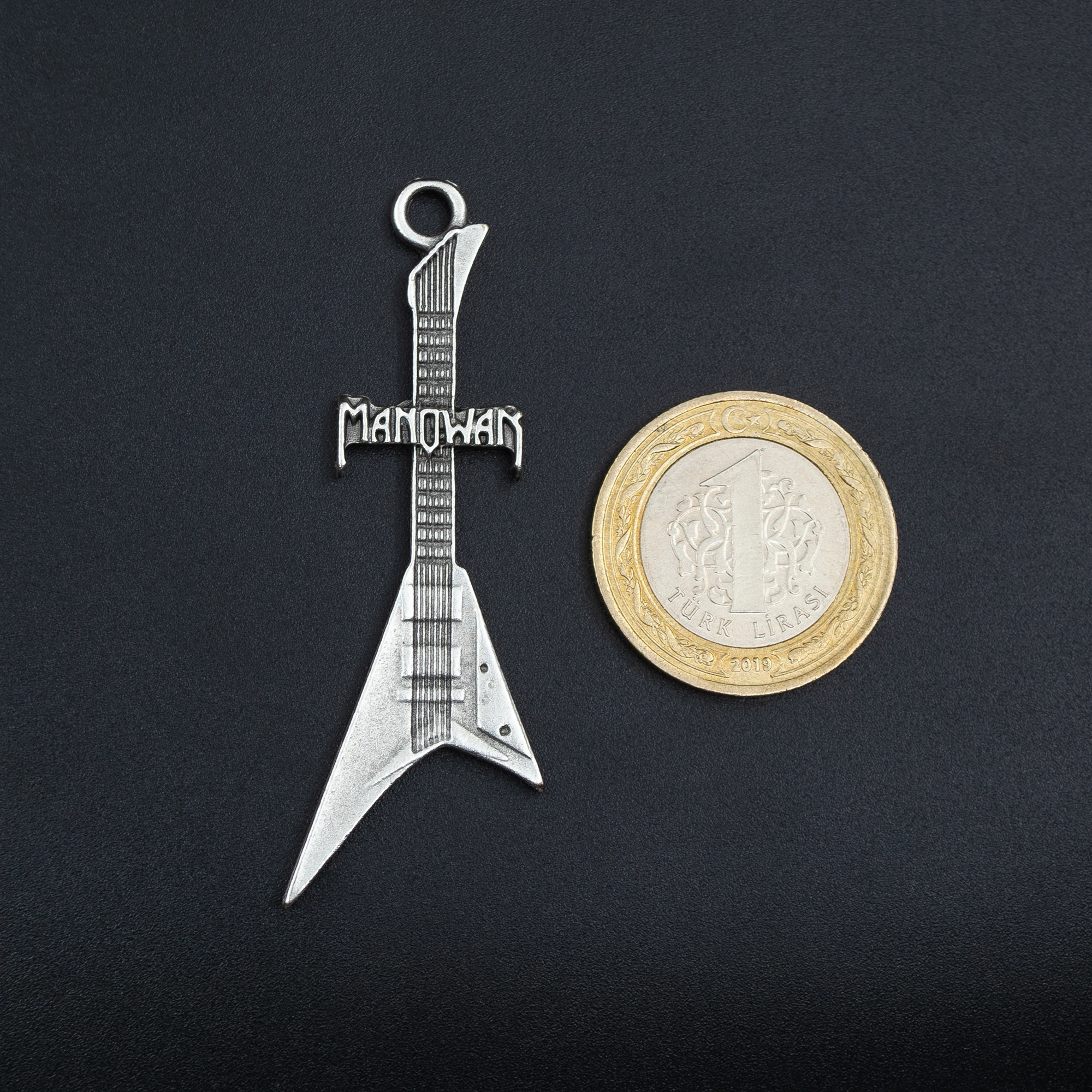 Manowar Elektro Gitar Kolye - Gümüş ( Silver ) Renk - 60 cm Düz Ezme Zincir Kolye