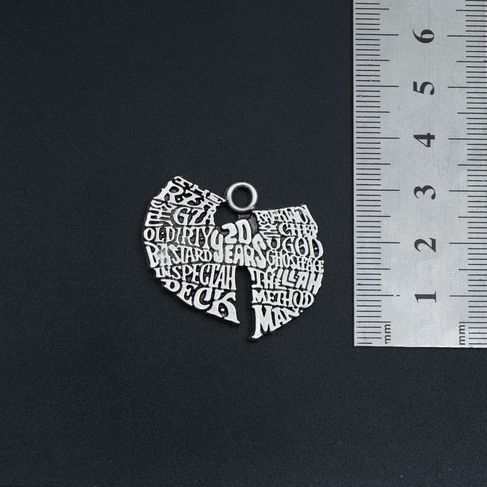 Wu Tang 20 Year Kolye - Gümüş ( Silver ) Renk - 60 cm Deri İp Kolye